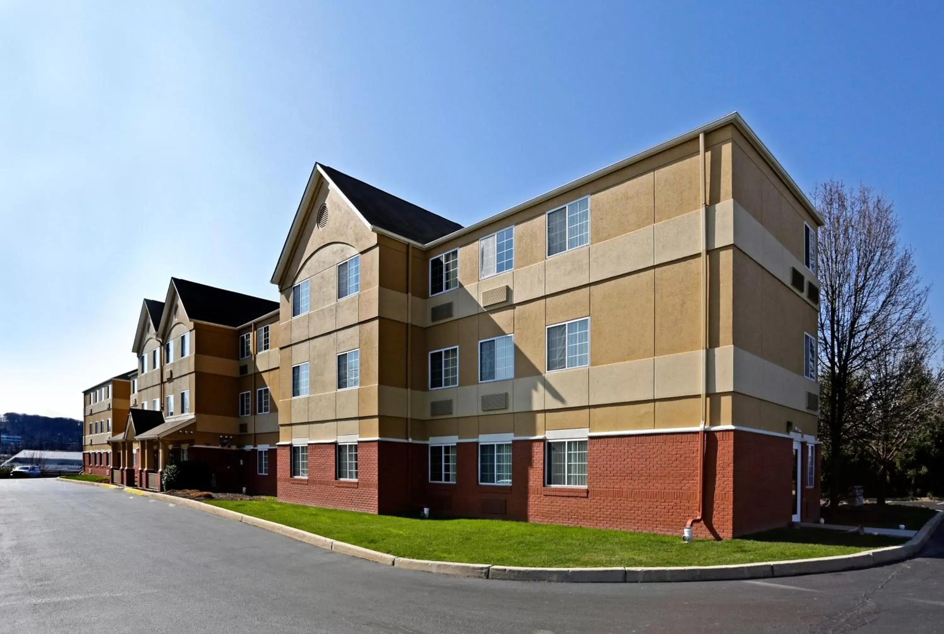Property Building in Extended Stay America Suites - Philadelphia - Malvern - Swedesford Rd