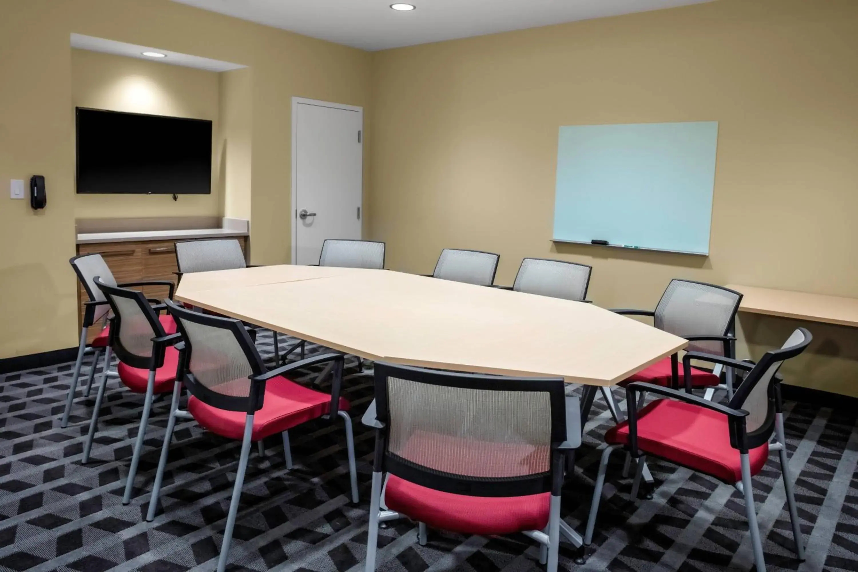 Meeting/conference room, Business Area/Conference Room in TownePlace Suites by Marriott Gainesville
