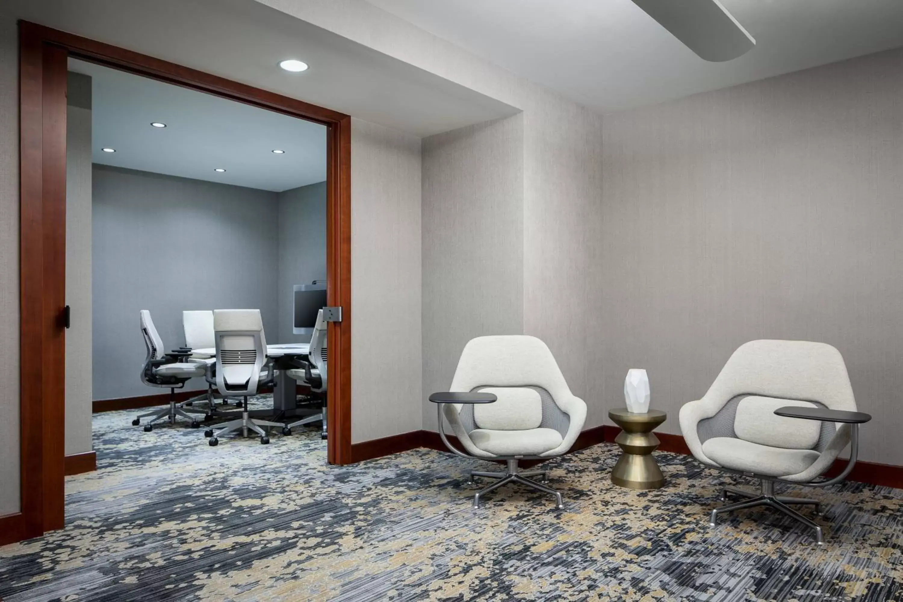 Meeting/conference room, Seating Area in JW Marriott Grand Rapids