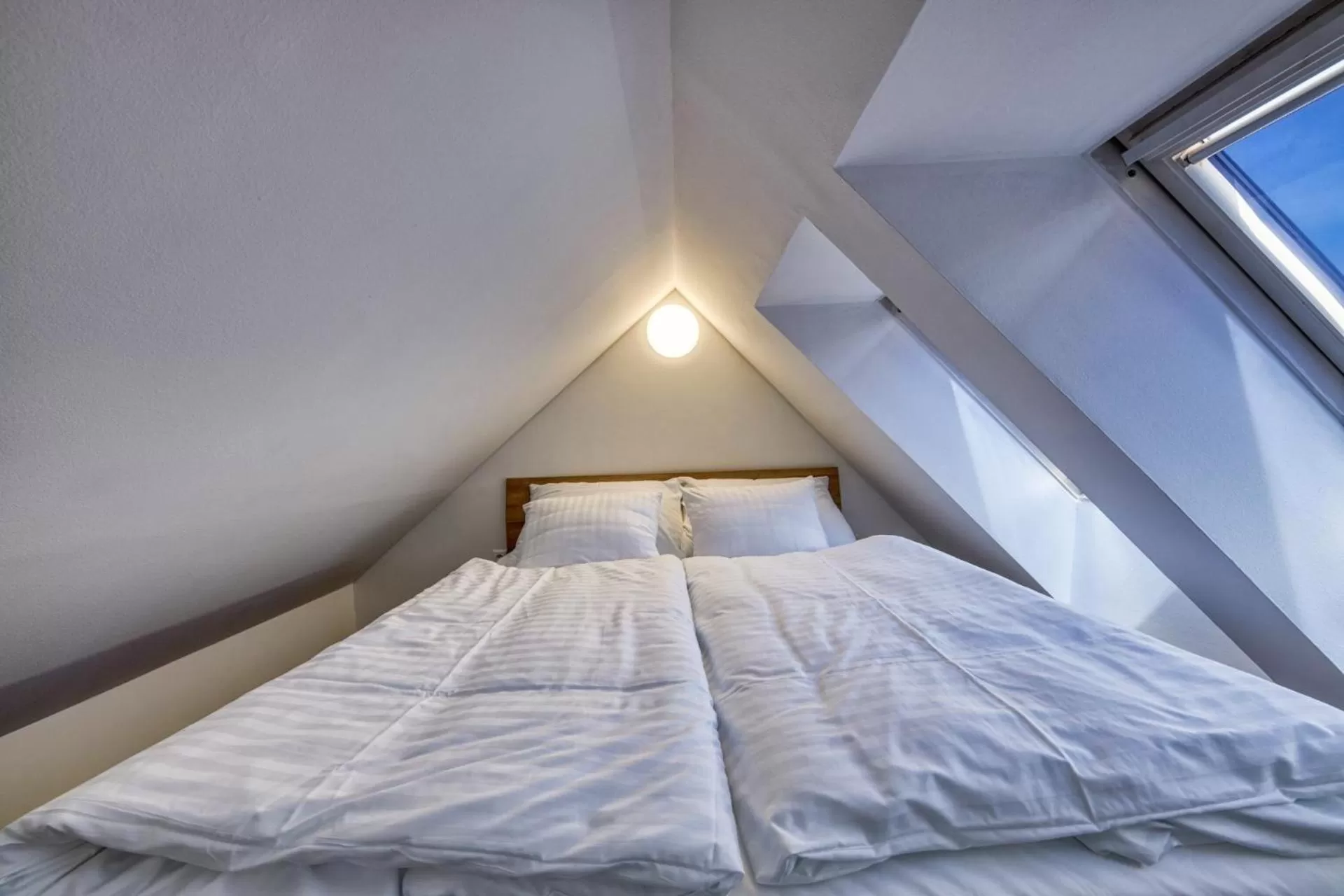 Bedroom, Bed in Aapartamentoos