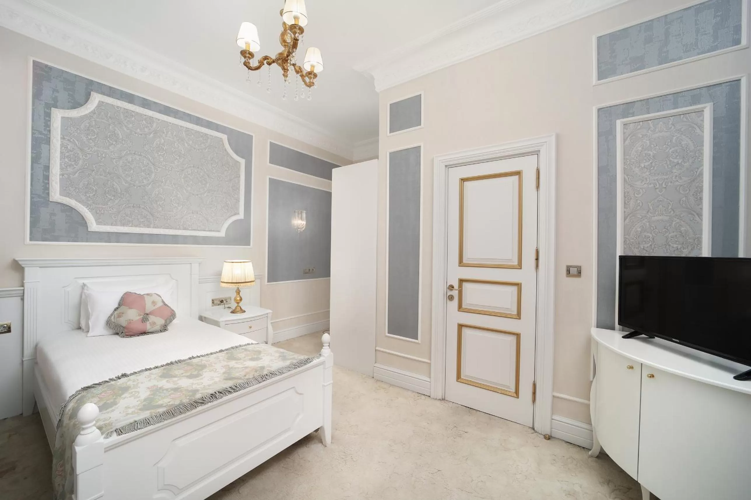 Bedroom, Bed in Legacy Ottoman Hotel Istanbul Old City