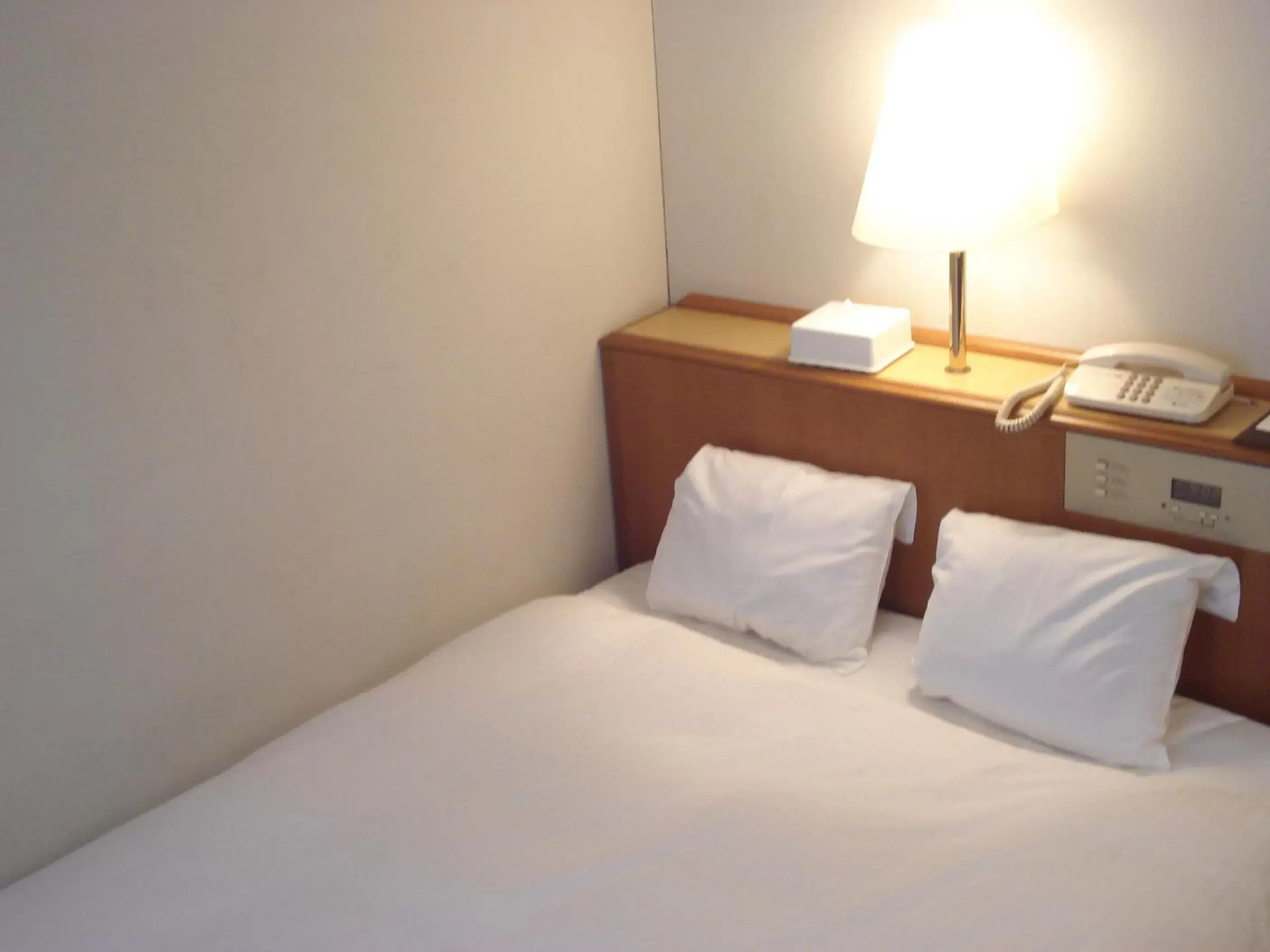 Bed in Smile Hotel Sugamo