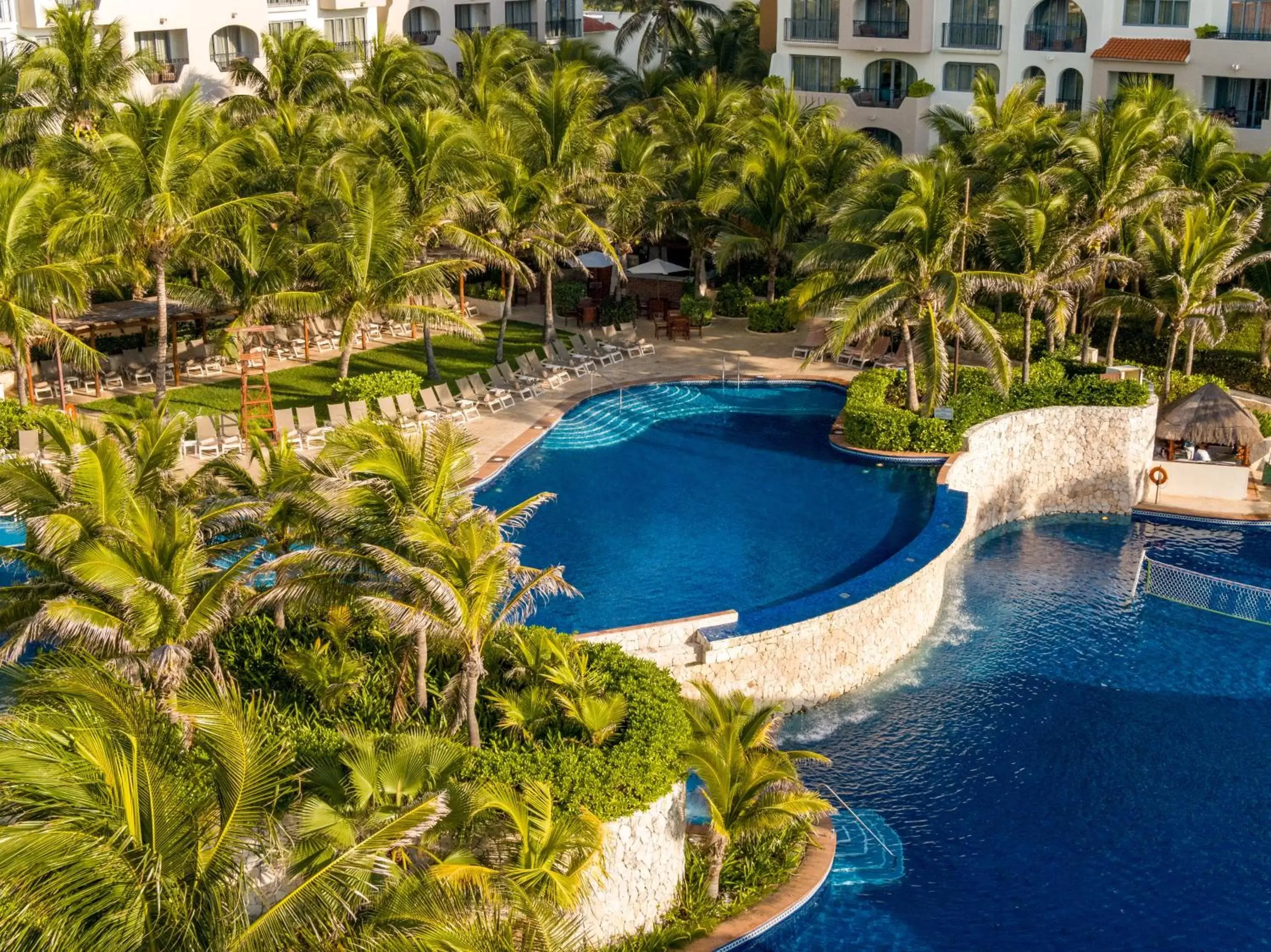 Swimming pool in Fiesta Americana Condesa Cancun - All Inclusive