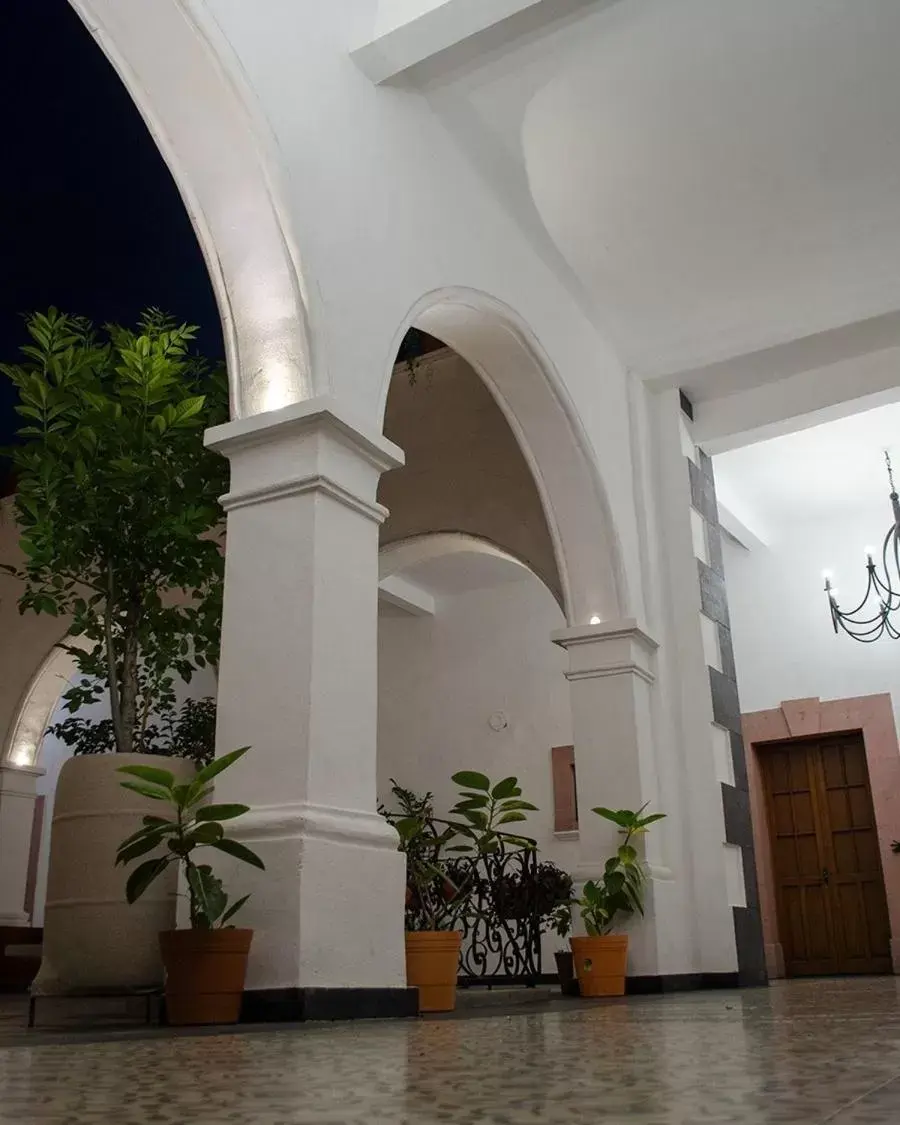 Facade/entrance in Hotel Catedral