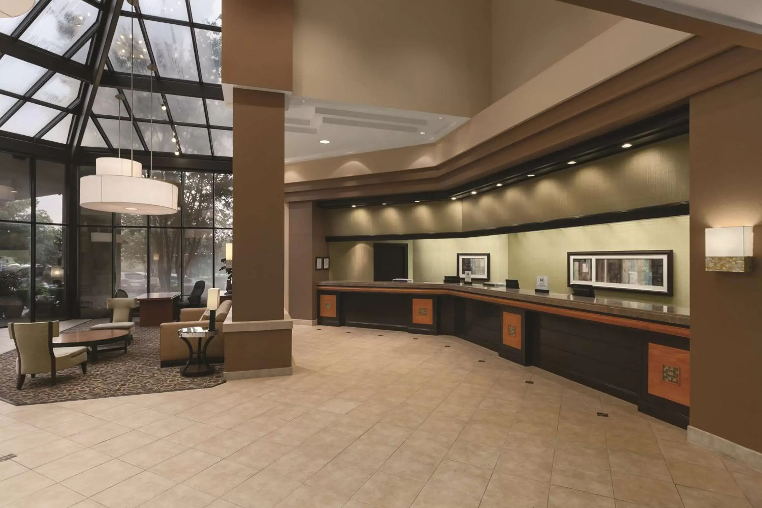 Lobby or reception in Embassy Suites Birmingham