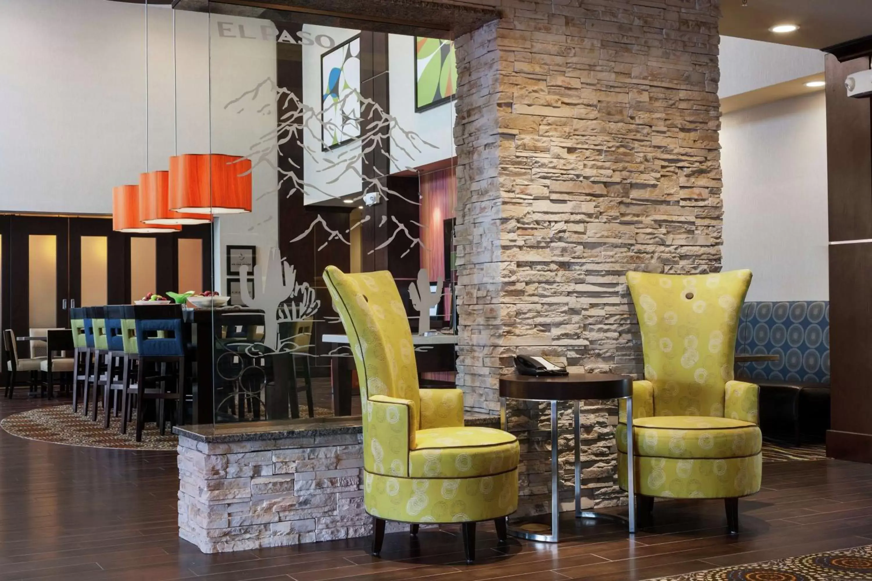 Dining area in Hampton Inn & Suites El Paso/East