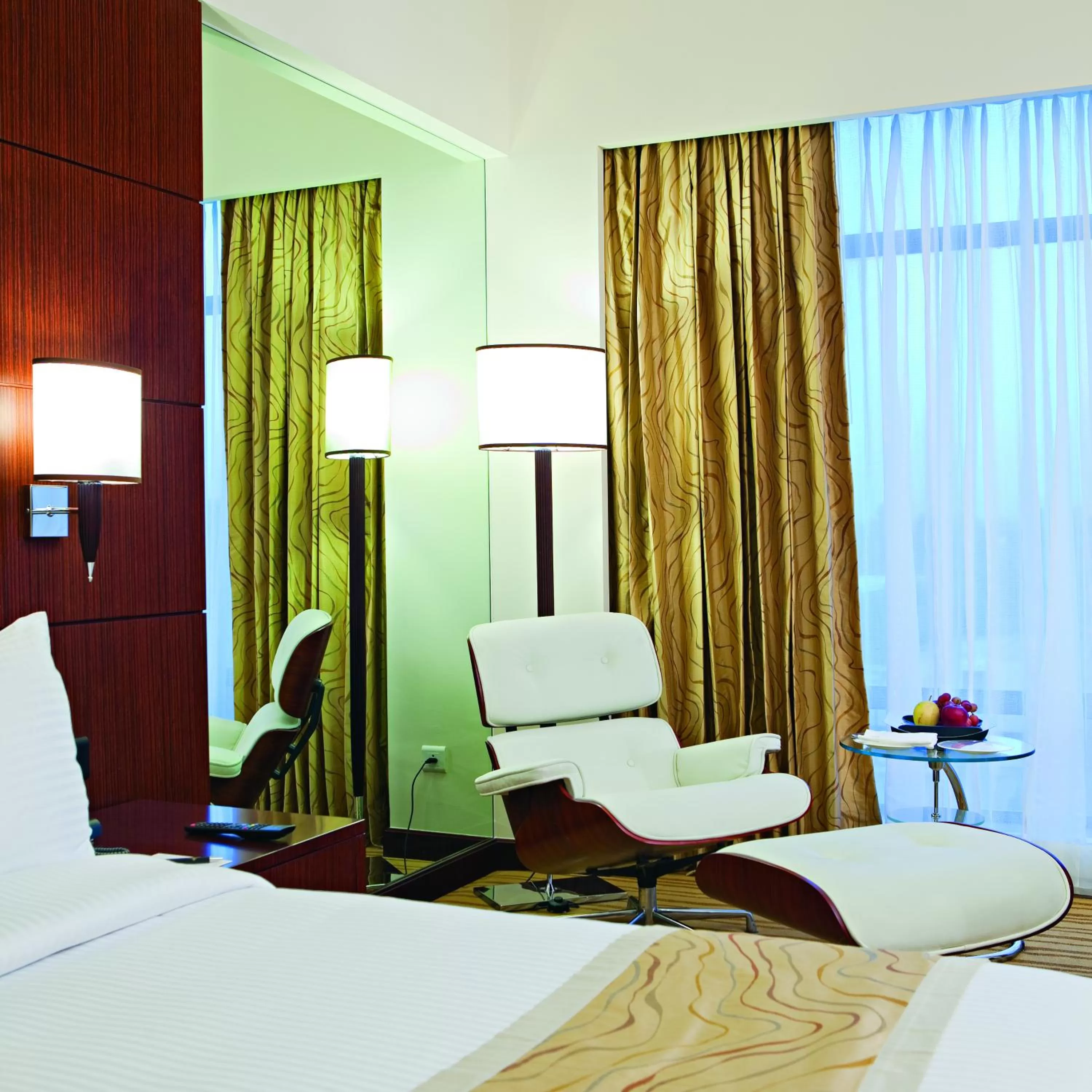 Seating area, Bed in Country Inn & Suites By Radisson, Sahibabad