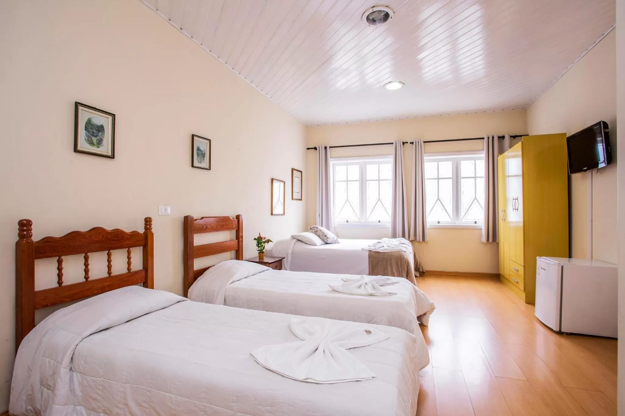 Bedroom, Bed in Grand Residences Pousadas