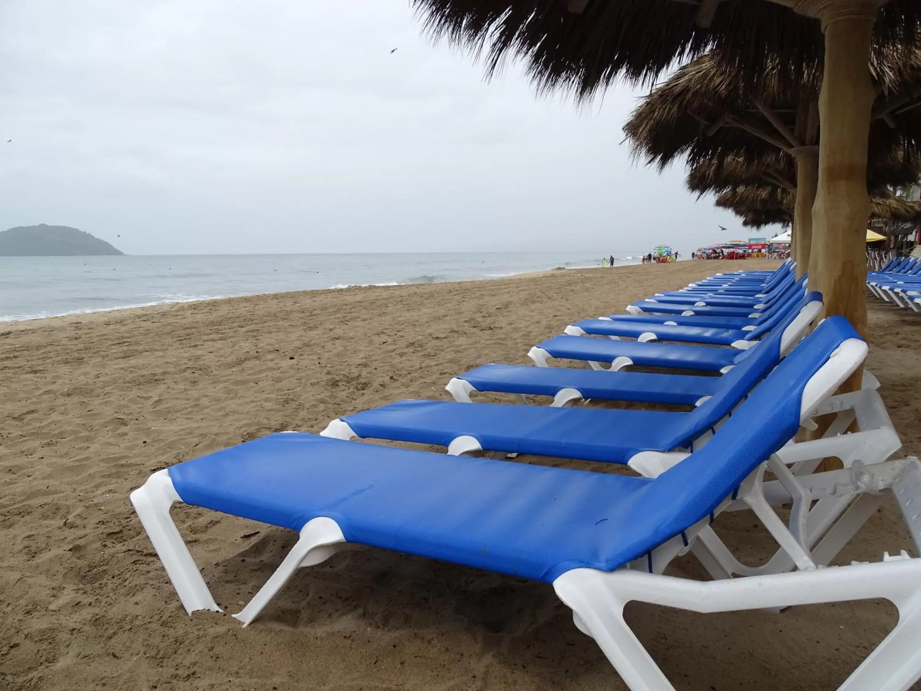 Beach in Decameron Isla Coral