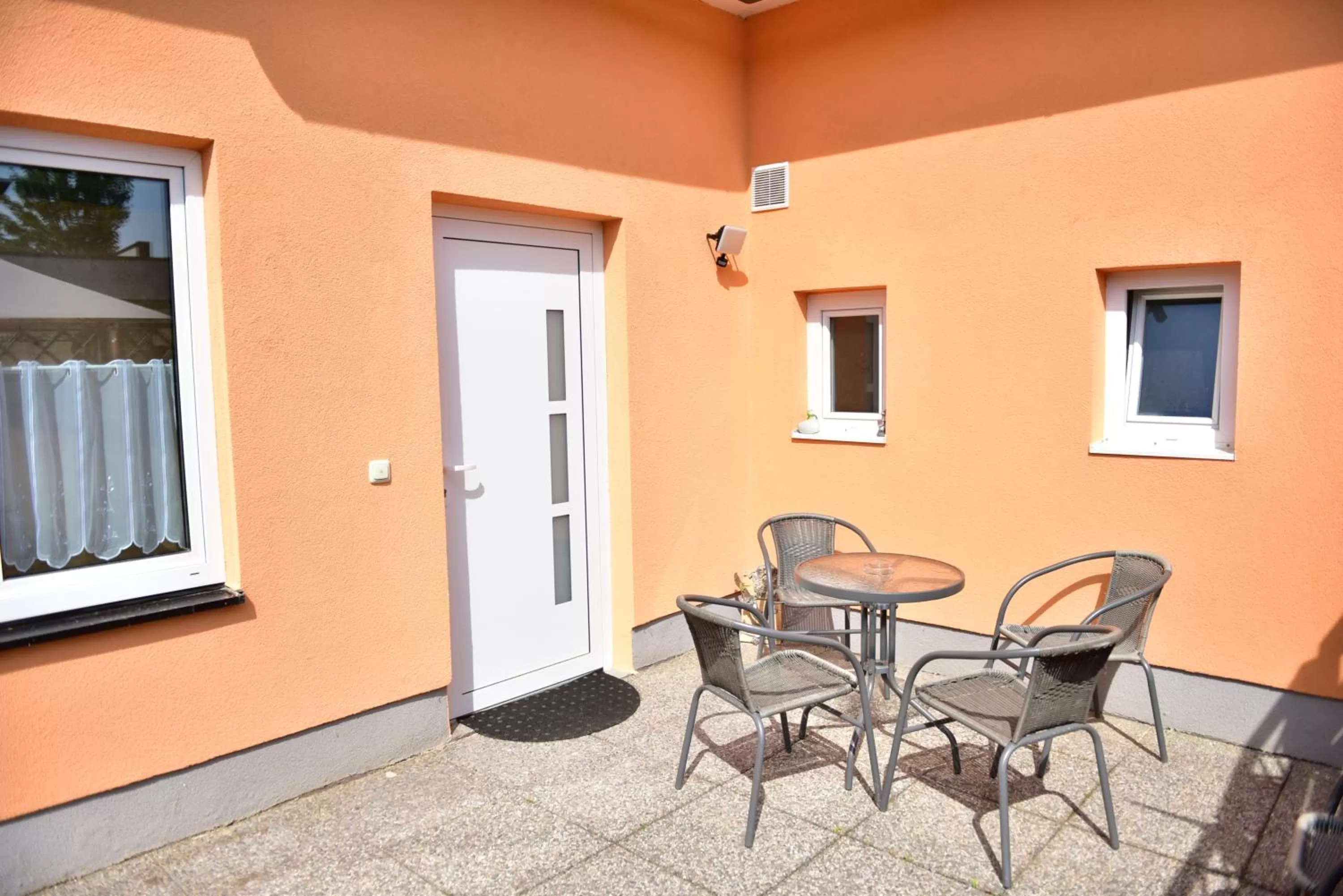 Ferienwohnungen und Zimmer Yassi