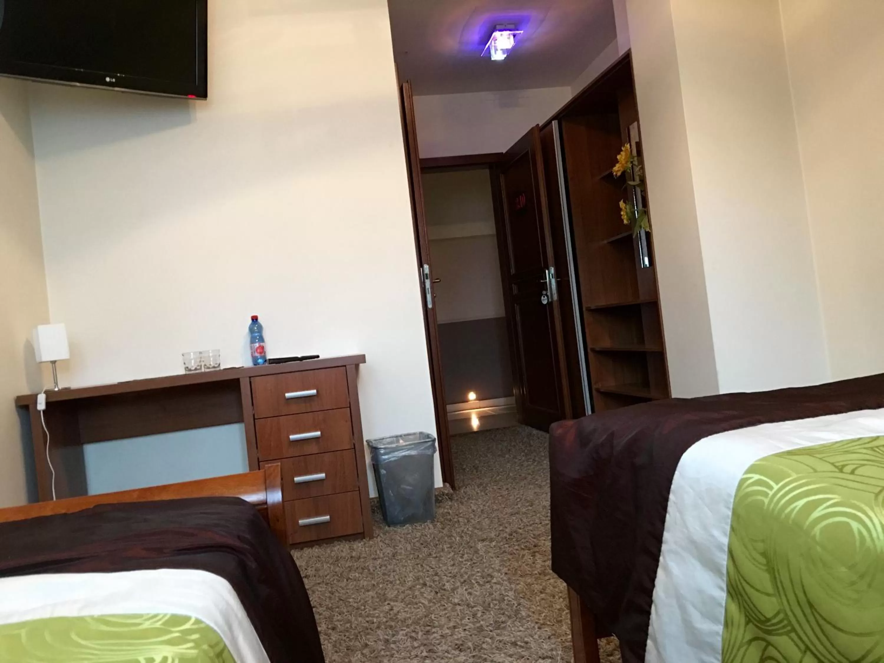 Photo of the whole room, Bed in Dworek w Dawnej Szkole