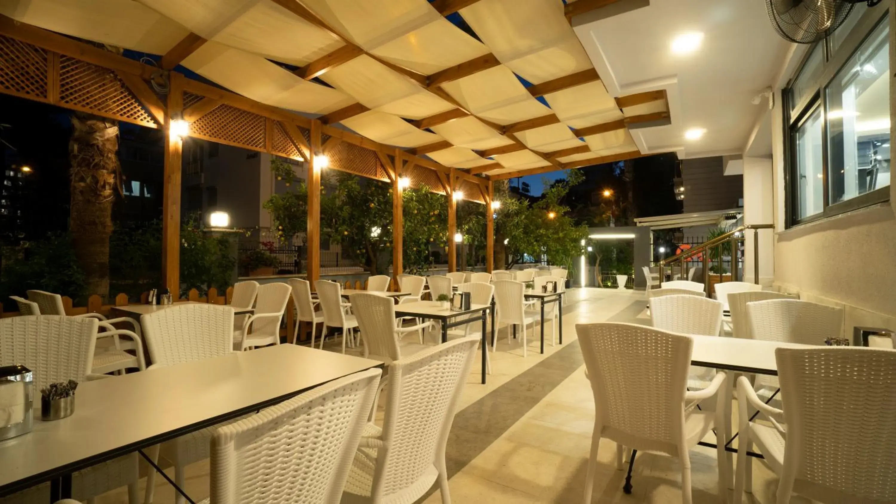 Patio, Restaurant/Places to Eat in OPERA Boutique Hotel
