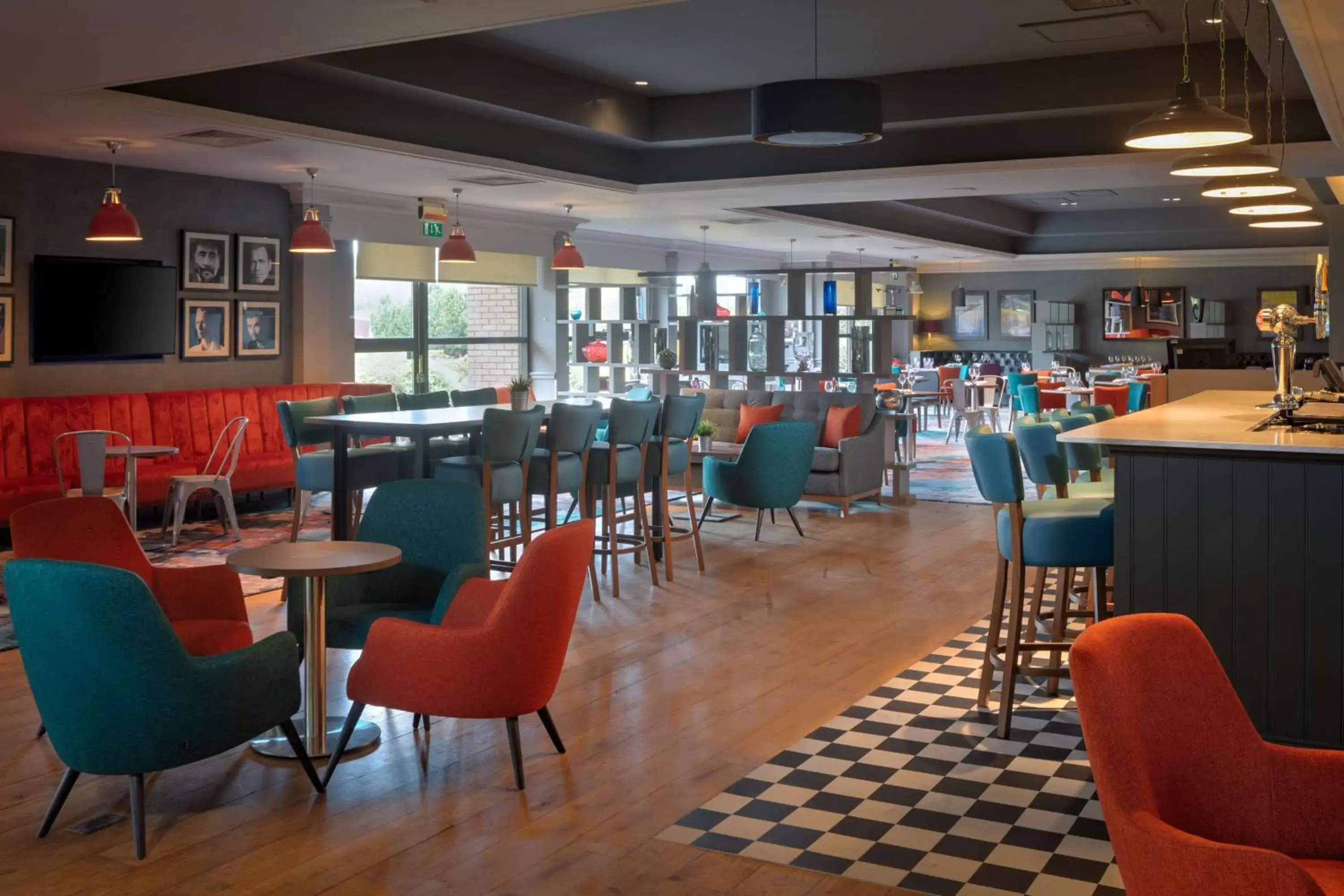 Restaurant/Places to Eat in DoubleTree by Hilton Edinburgh Airport