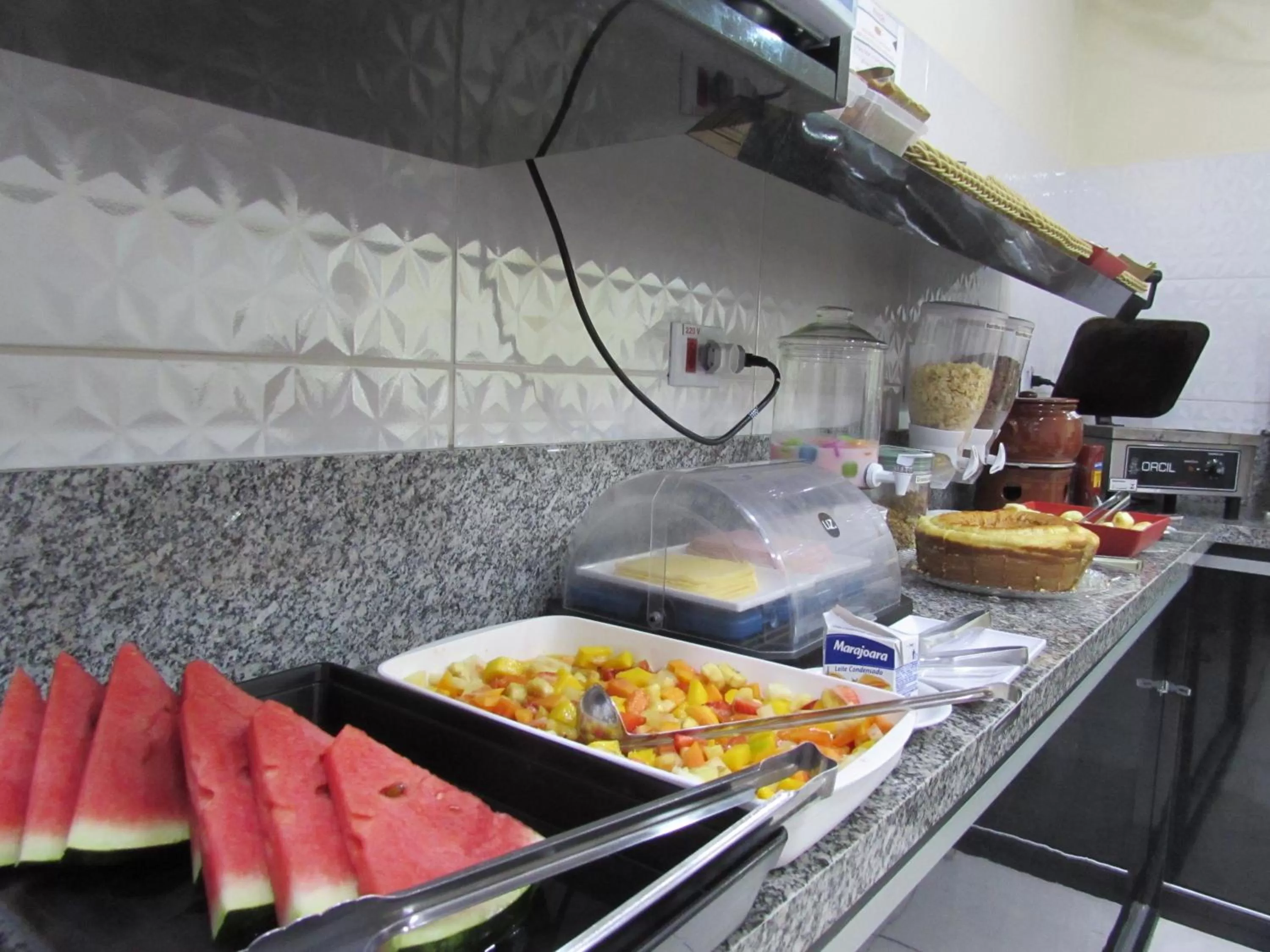 Hotel Minho -Próximo a 25 de Março Brás Bom Retiro e Hospital Pérola Byington