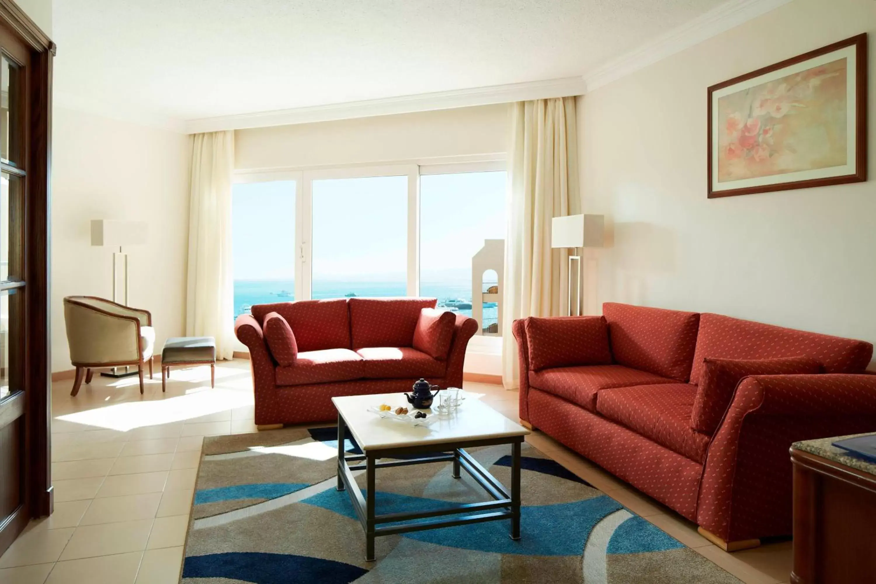 Living room, Seating Area in Hurghada Marriott Red Sea Beach Resort