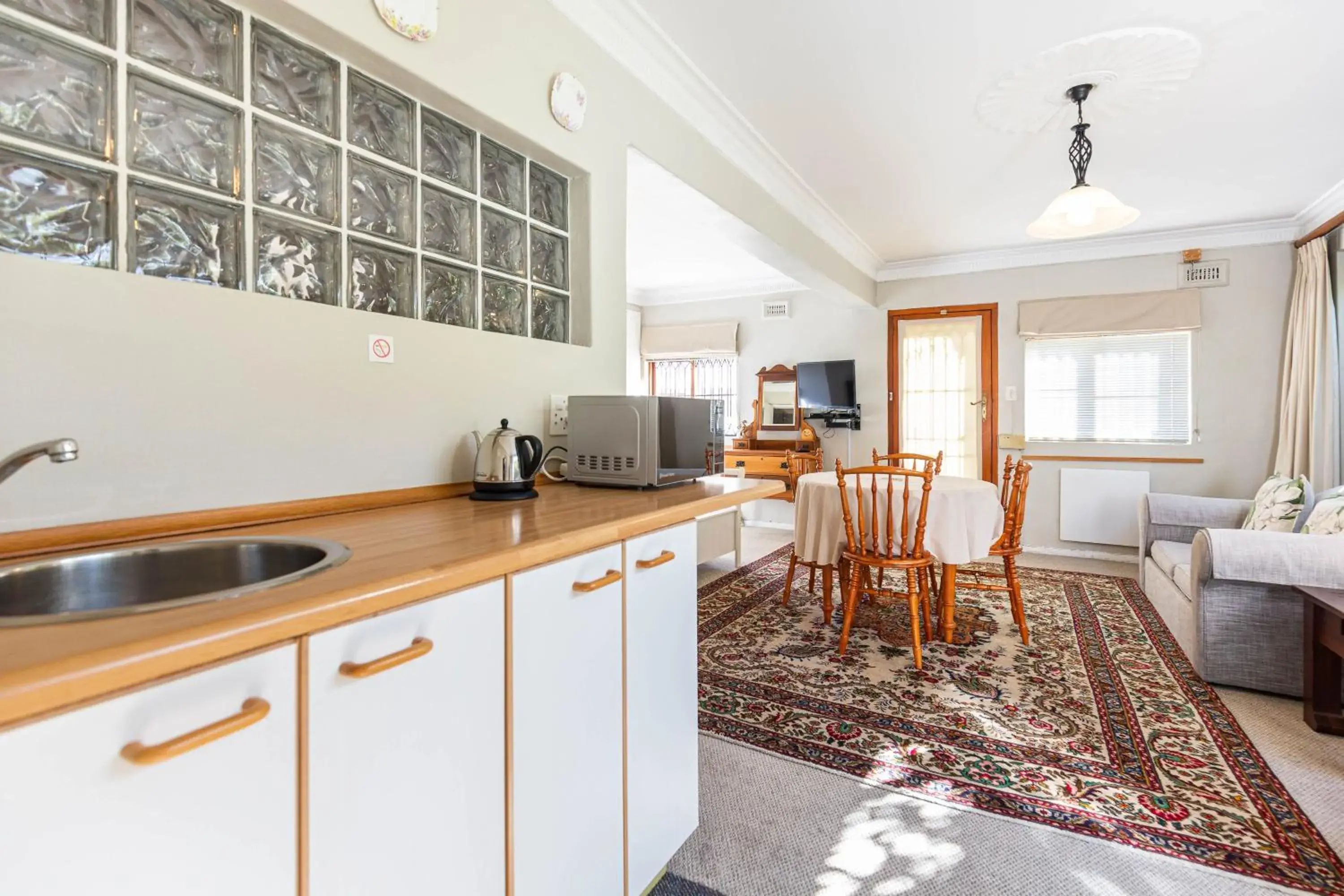 Kitchen or kitchenette in Applegarth B&B and Self-Catering Studios