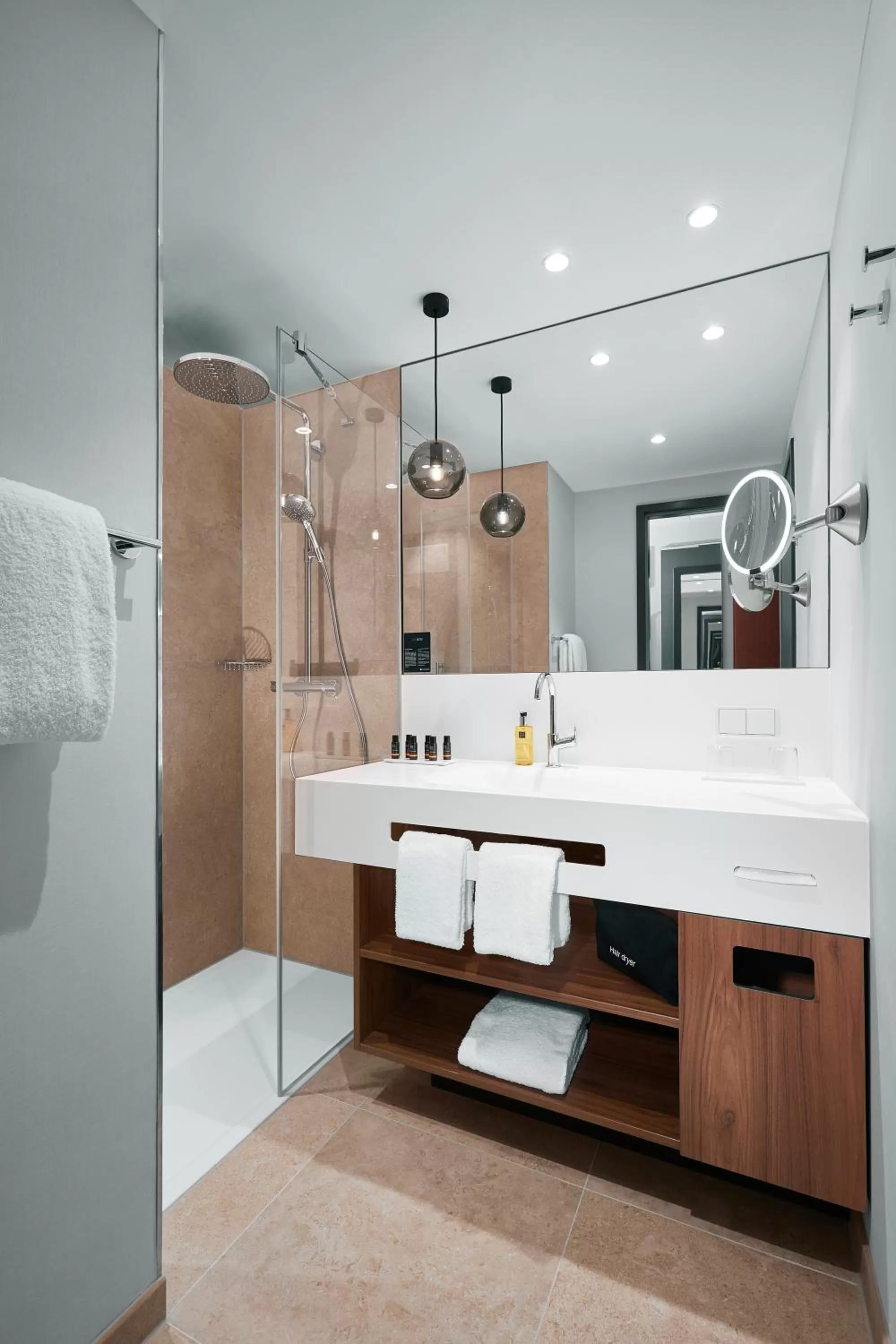 Bathroom in HYPERION Hotel München