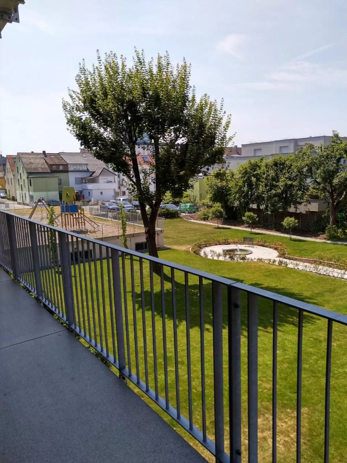 Garden view in New Age Boardinghaus