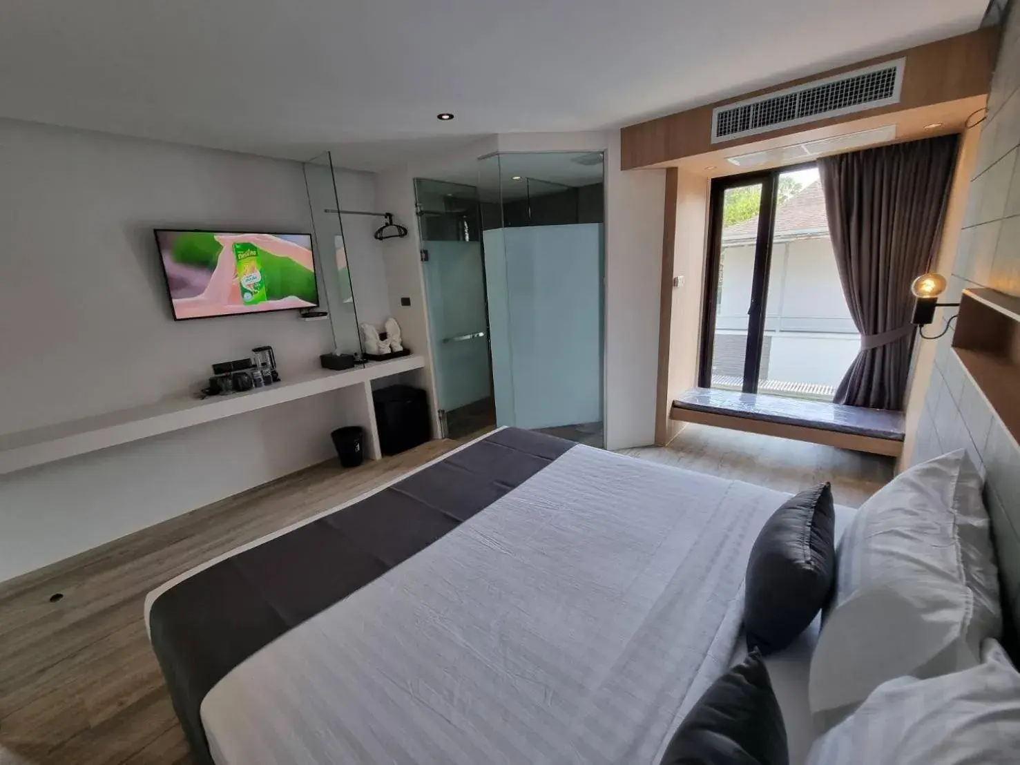Bed in Nirundorn Resort Chaam