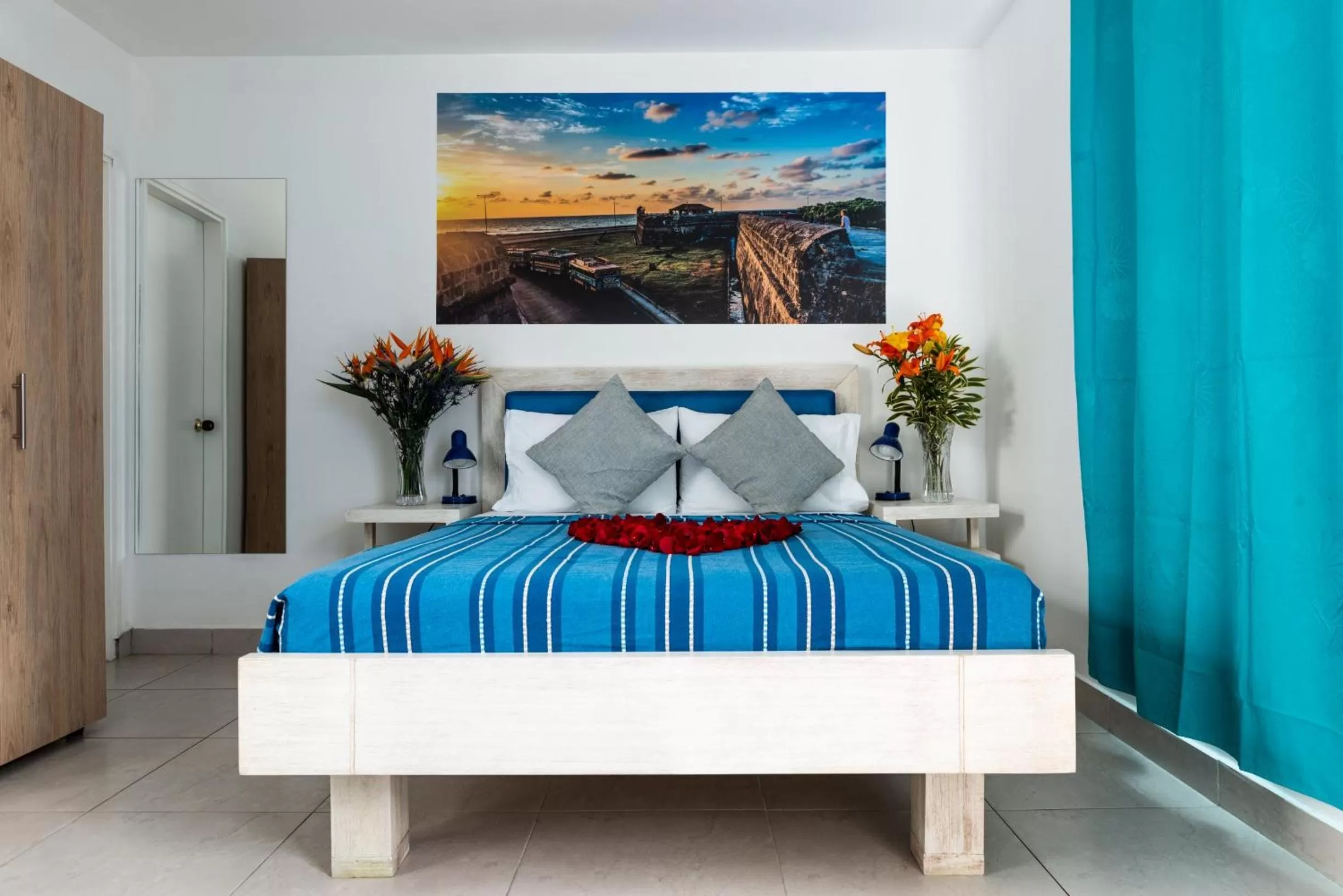 Deluxe Double Room with Private Bathroom in Air Guest House