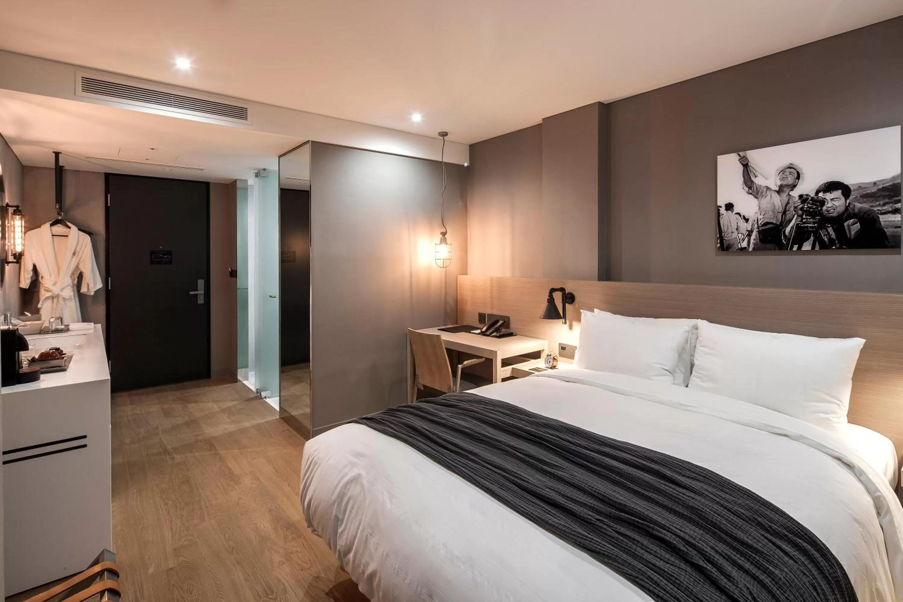 Bedroom, Bed in Hotel28 Myeongdong