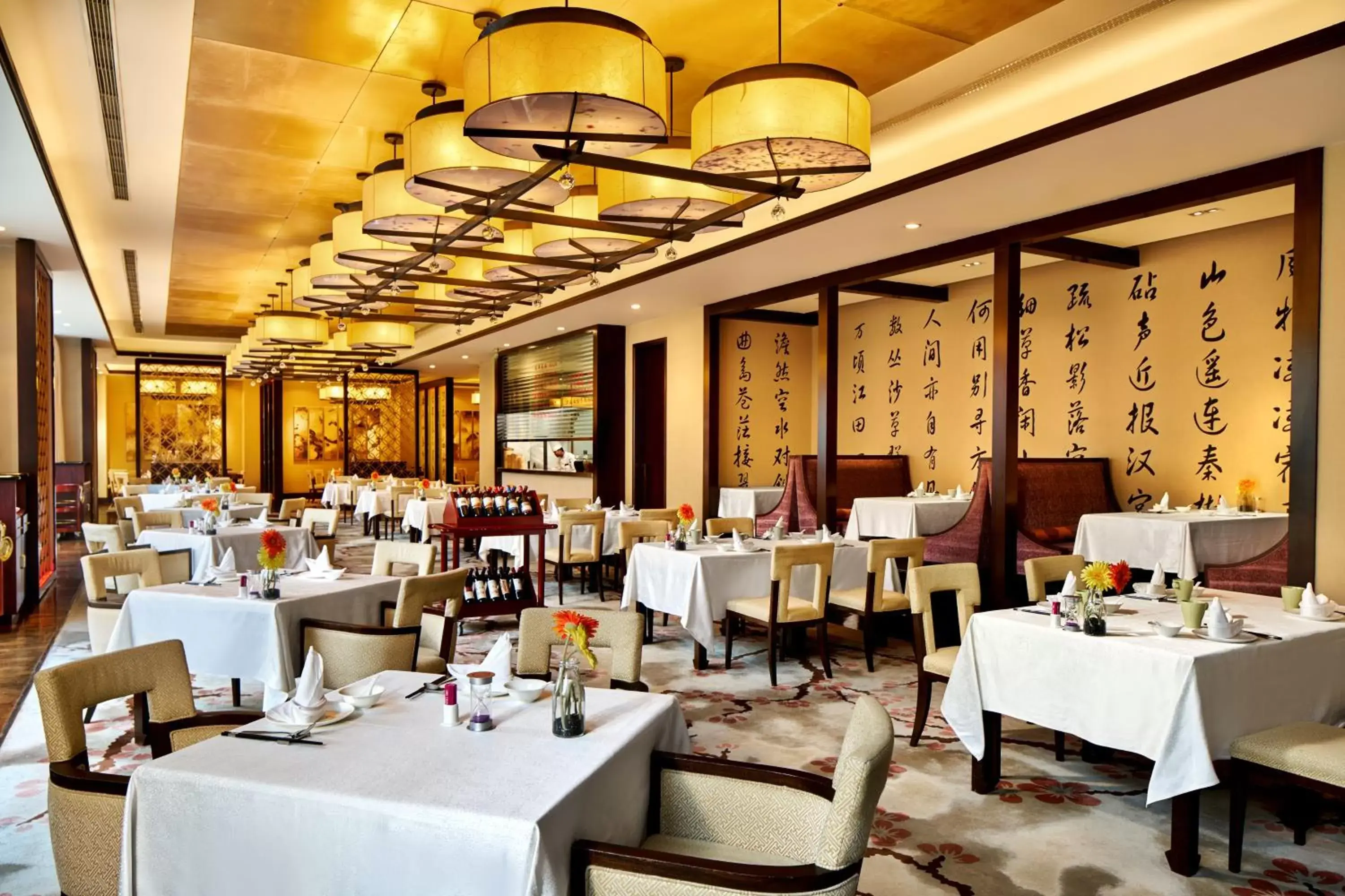 Restaurant/Places to Eat in Crowne Plaza Tianjin Binhai, an IHG Hotel