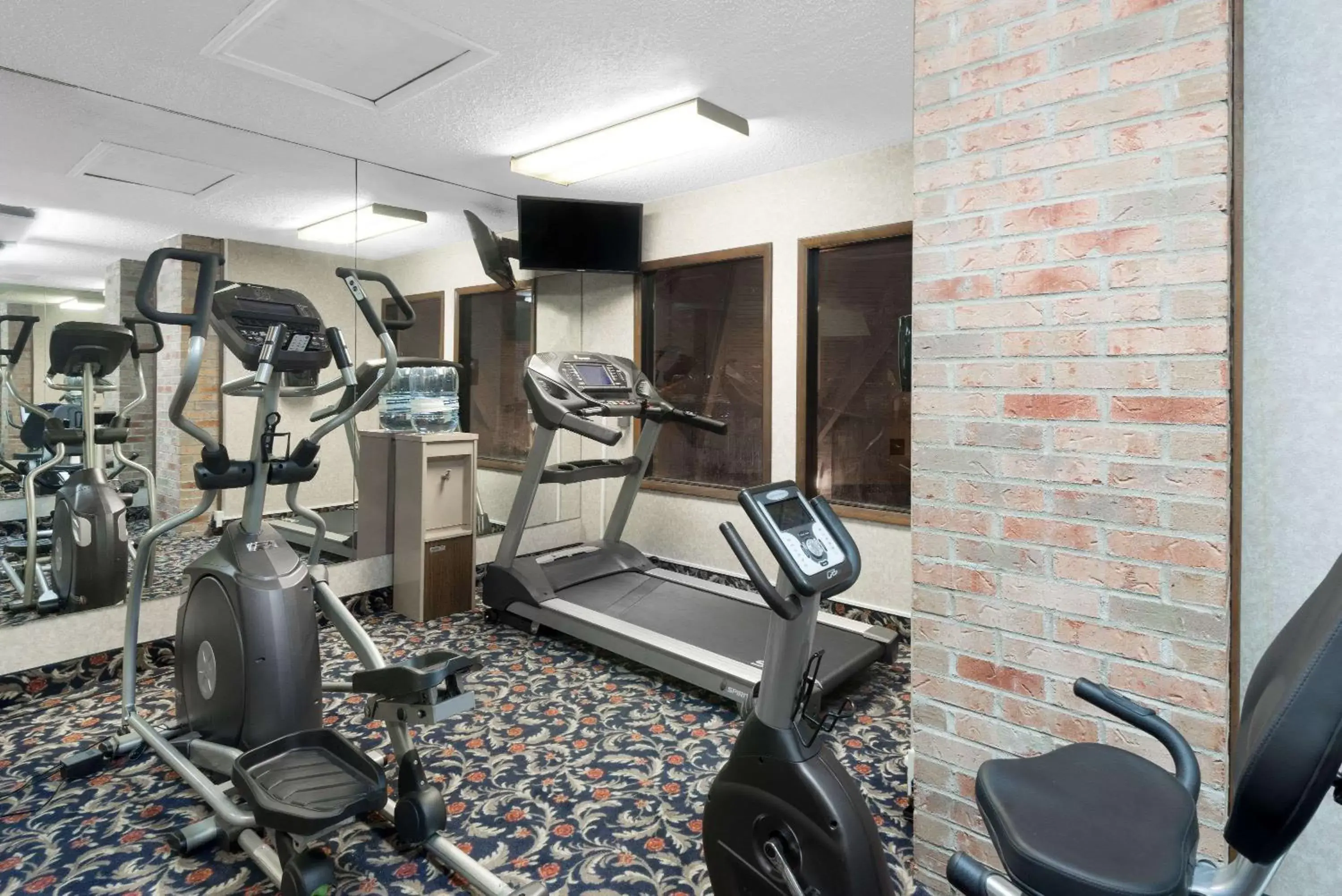 Fitness centre/facilities, Fitness Center/Facilities in Baymont by Wyndham Zanesville