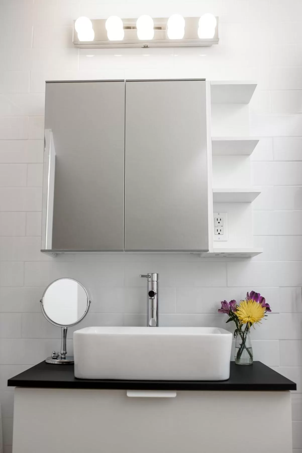 The Kitch'inn - Boutique Inn and Wine Bar