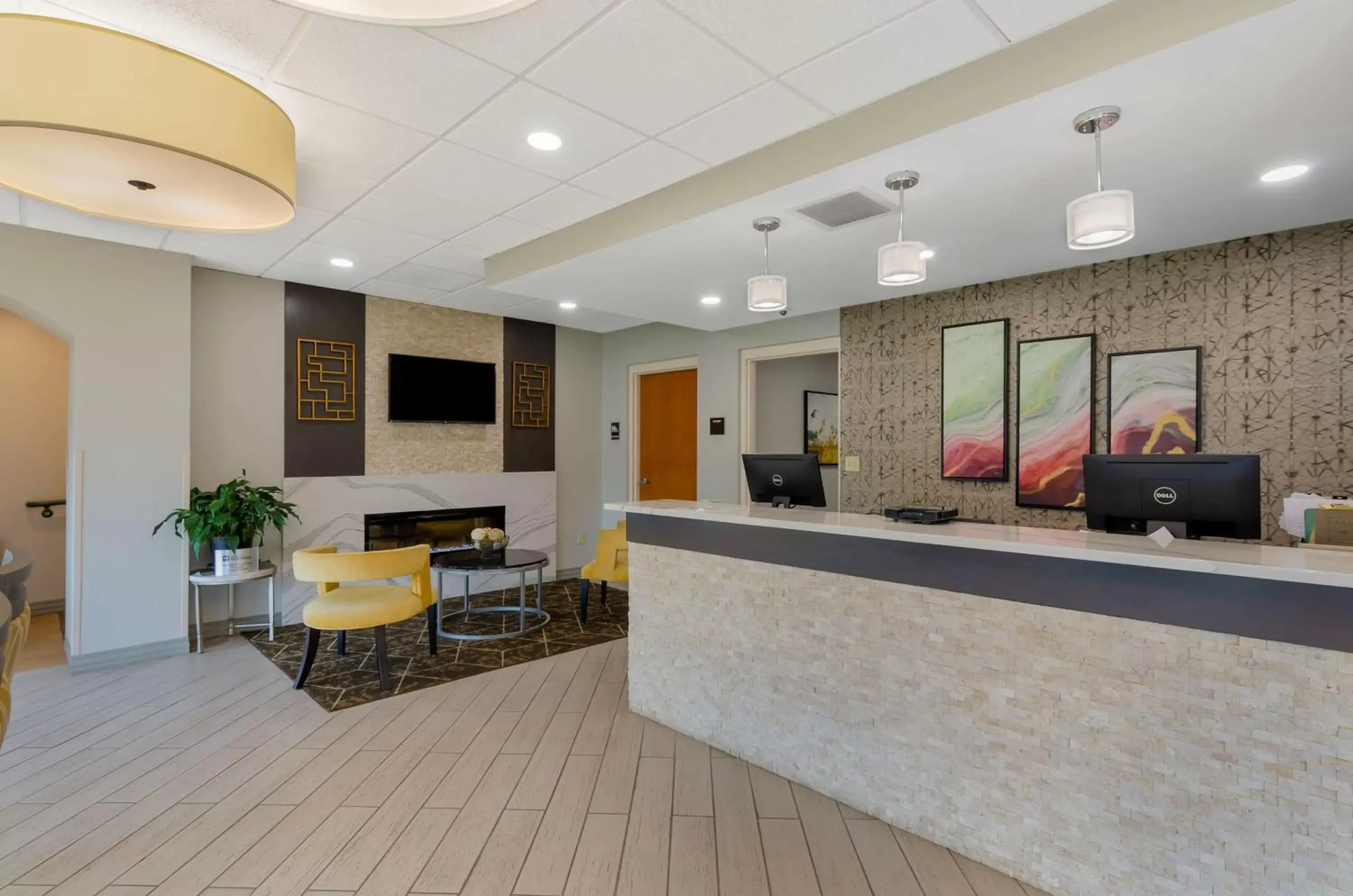 Lobby or reception, Lobby/Reception in Best Western North Roanoke