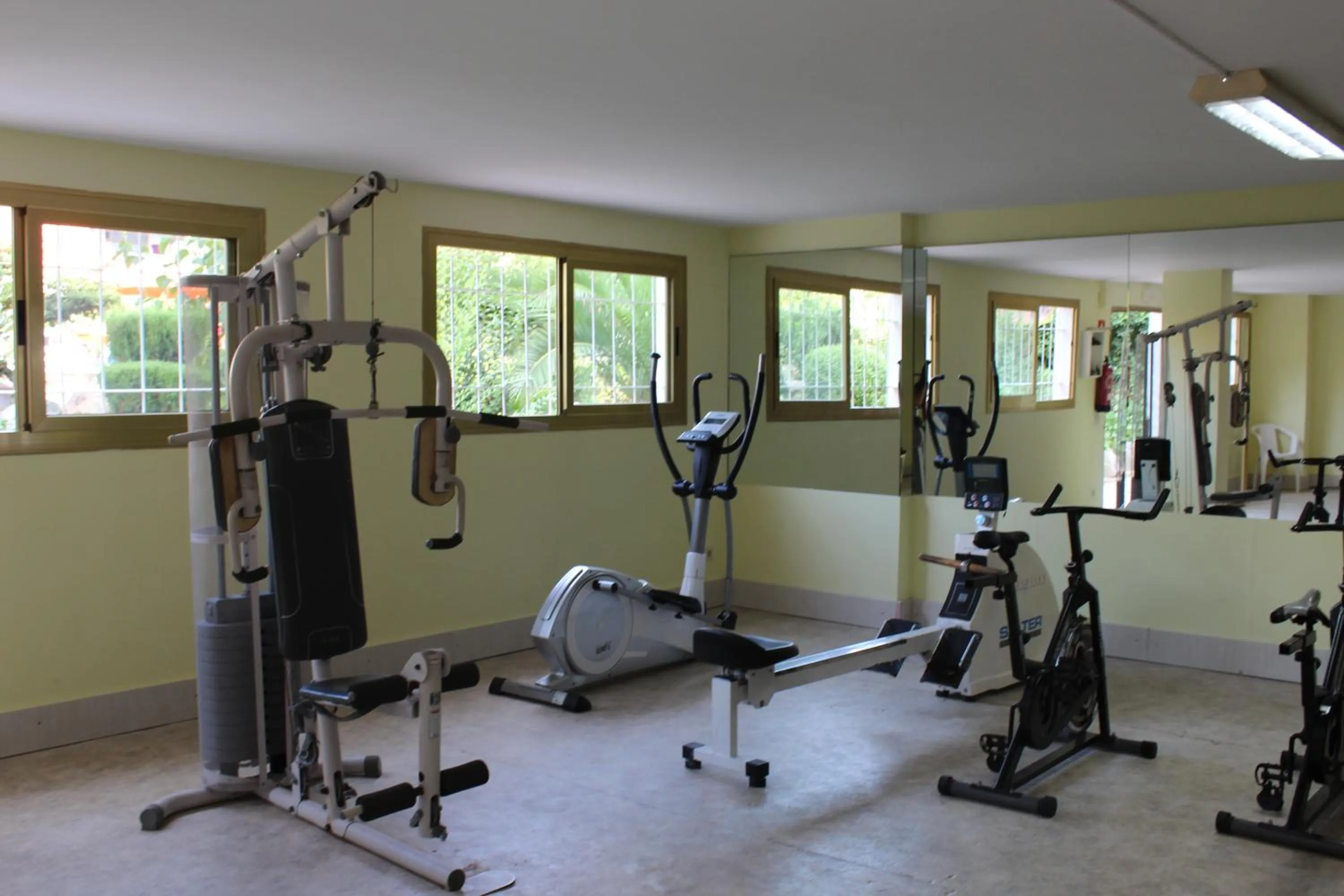 Fitness centre/facilities in Hotel Esplendid