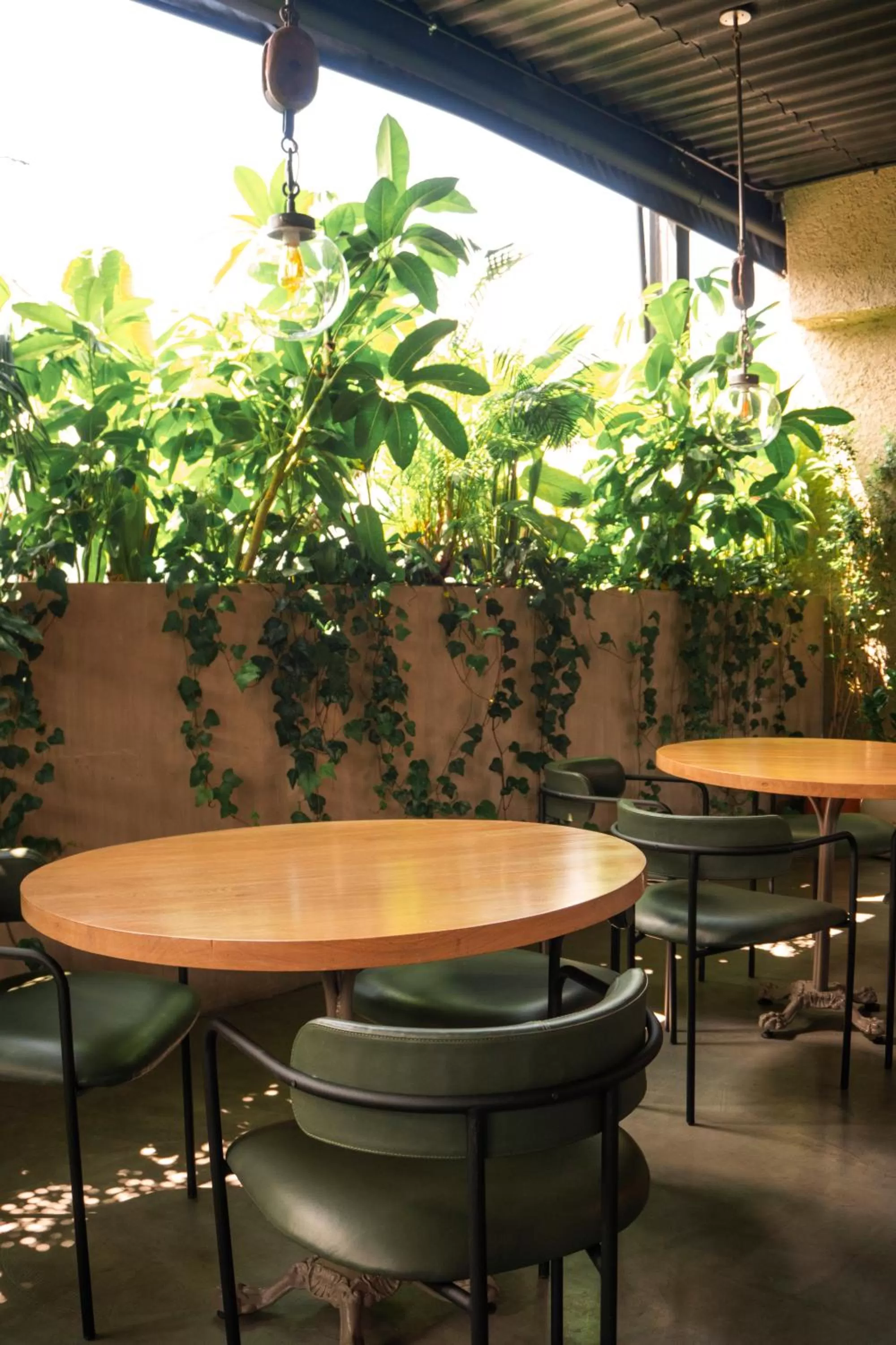 Restaurant/places to eat in The Art Hotel Medellin