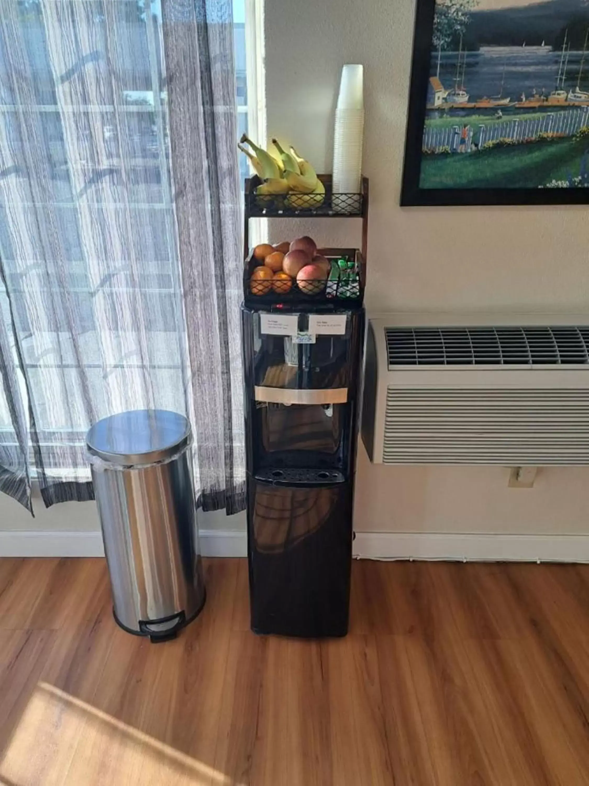 Breakfast in Rodeway Inn Downtown Hanford Breakfast in Rodeway Inn Downtown Hanford