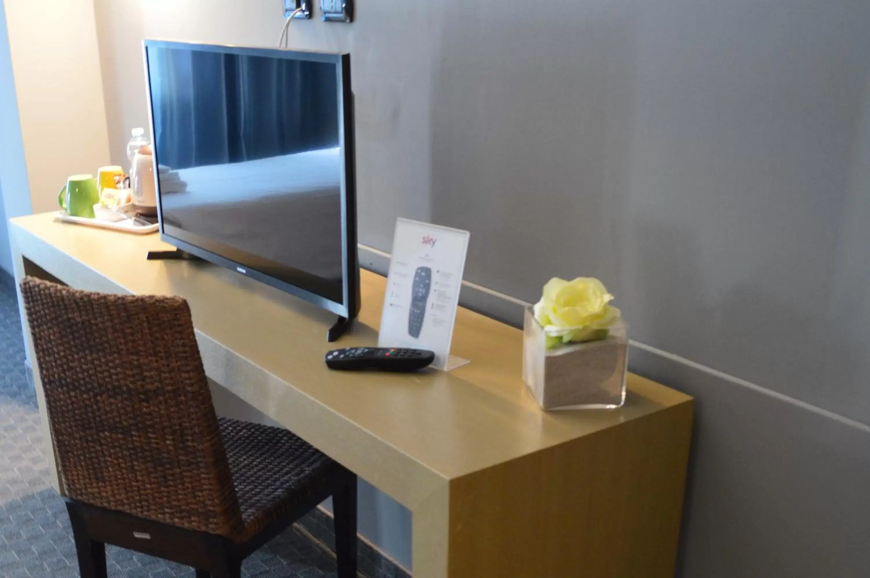 TV/Entertainment Center in Bes Hotel Cremona Soncino