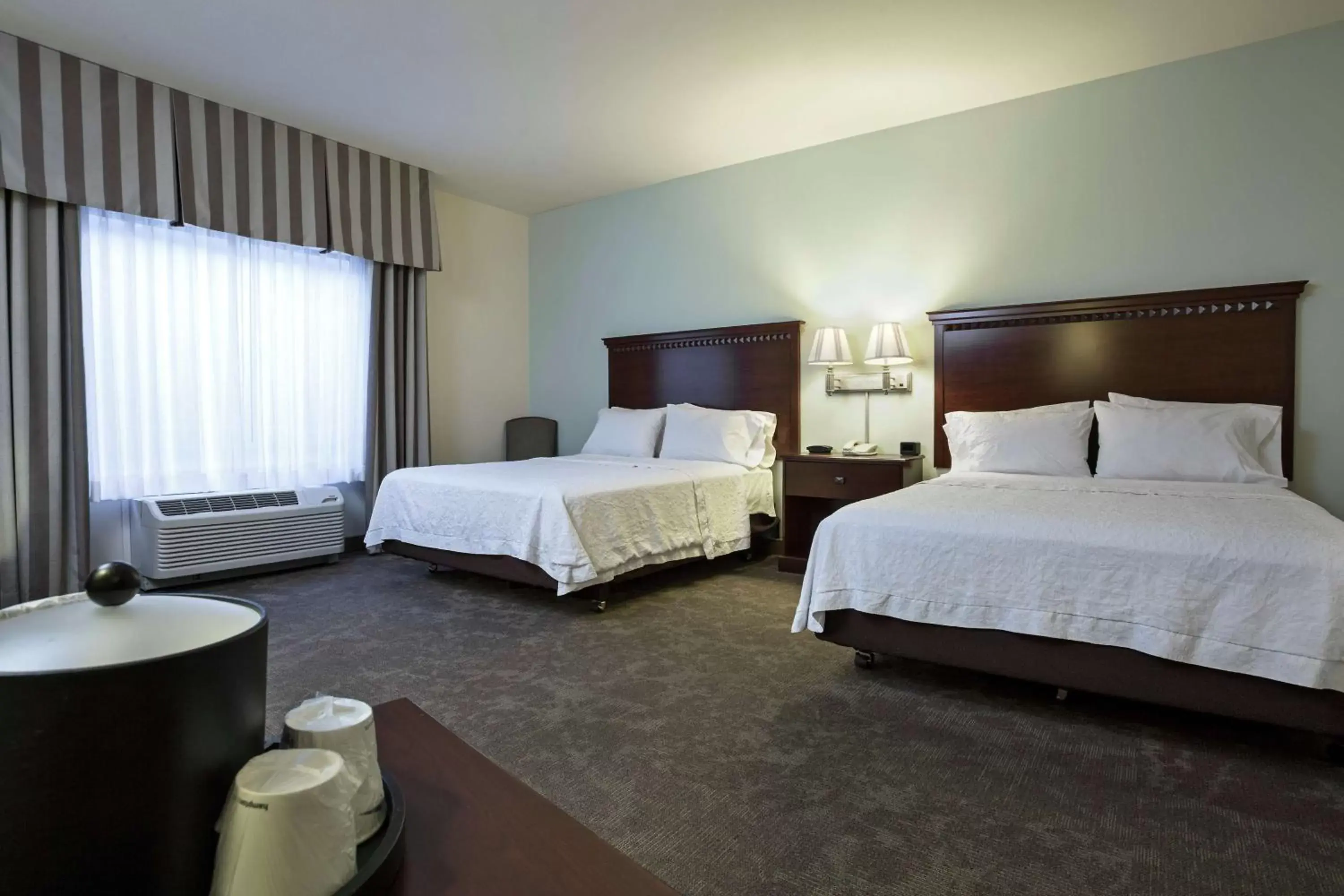 Bed in Hampton Inn & Suites Prescott Valley