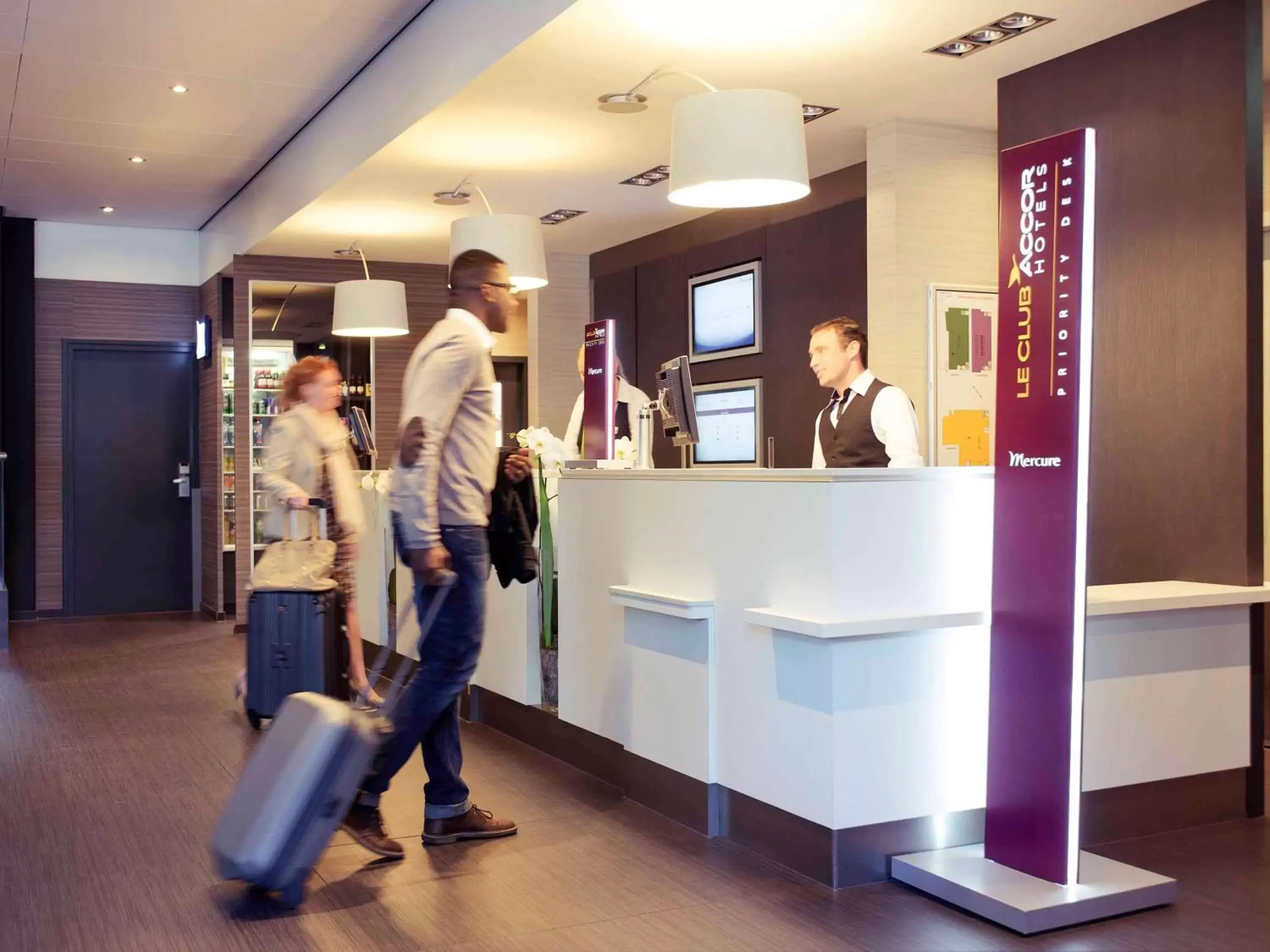 Property building, Guests in Mercure Hotel Den Haag Central