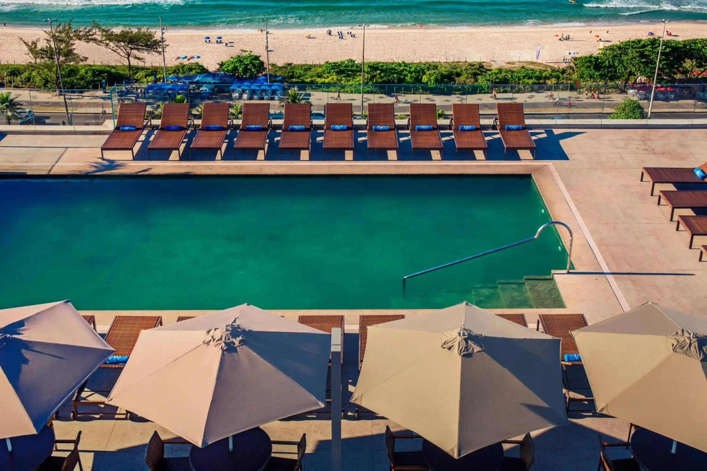 Swimming pool, Pool View in Windsor Oceanico Hotel