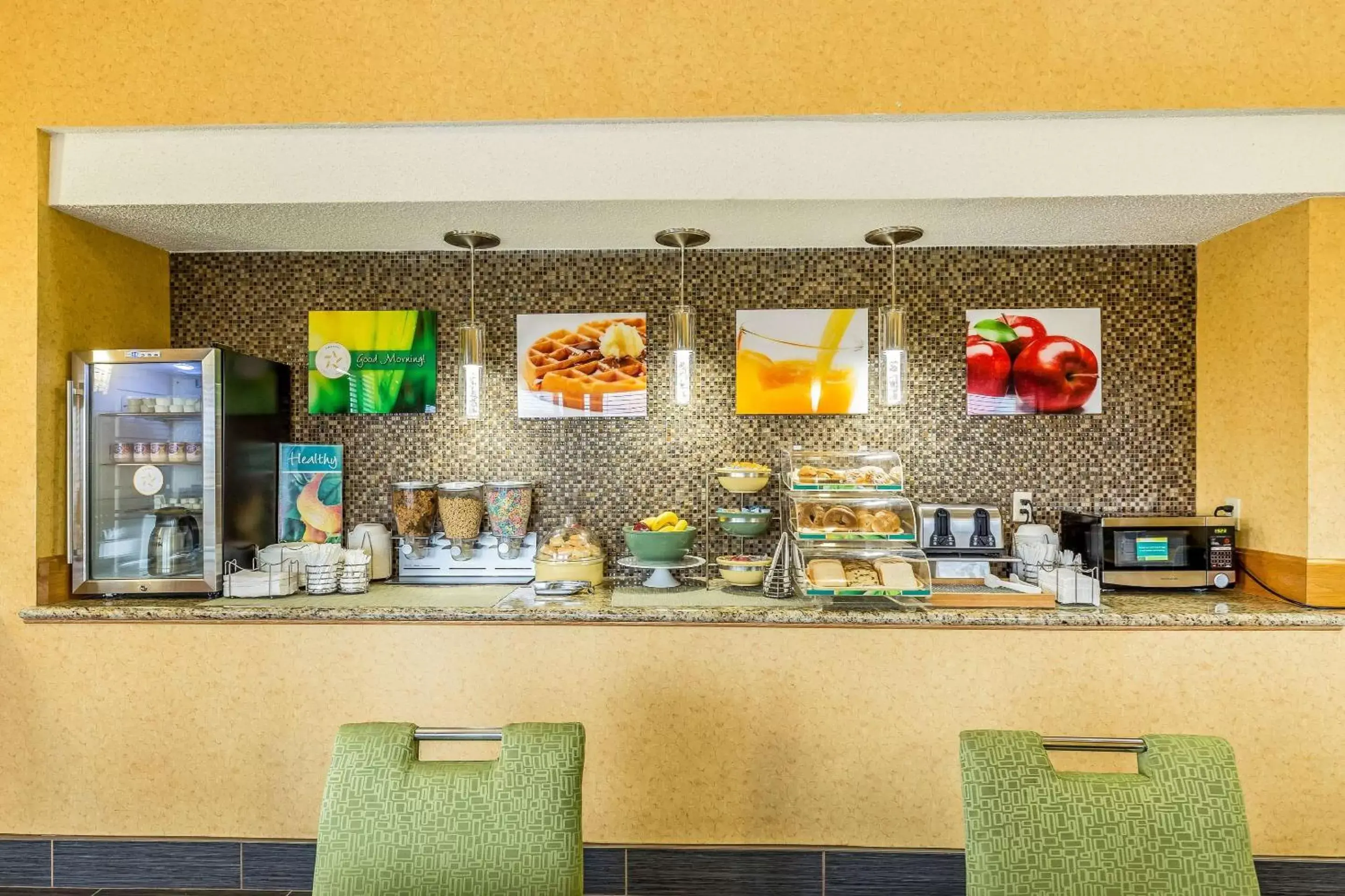 Restaurant/places to eat in Quality Inn Restaurant/places to eat in Quality Inn