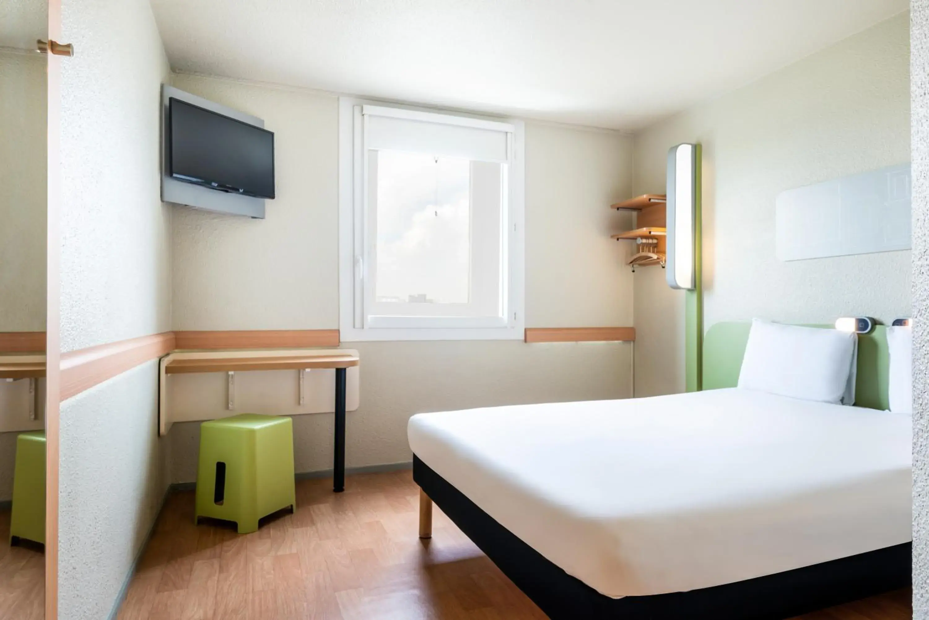 Bed in ibis budget Paris Porte de Bercy Bed in ibis budget Paris Porte de Bercy