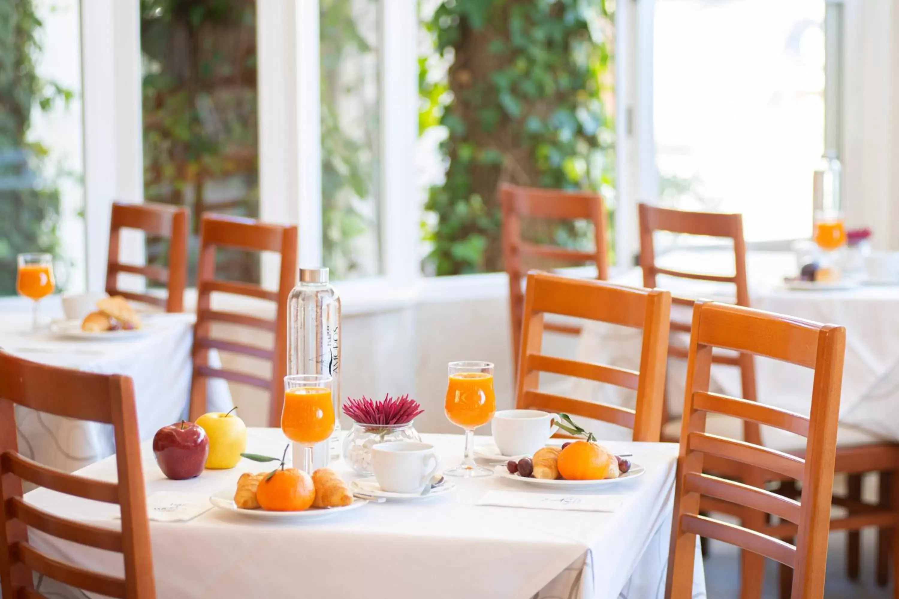 Breakfast, Restaurant/Places to Eat in Hotel Amoros