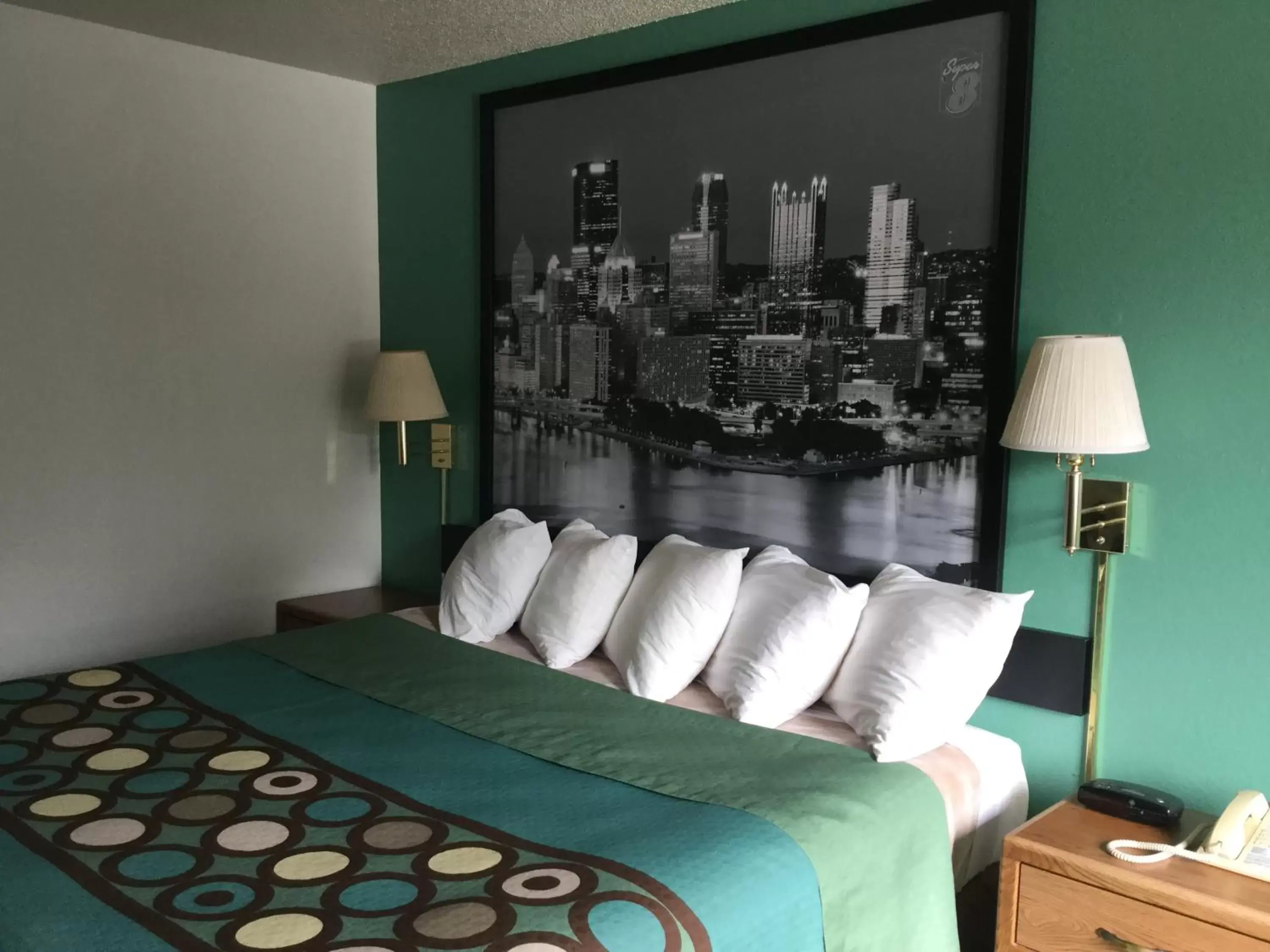 Bed in Super 8 by Wyndham New Stanton Bed in Super 8 by Wyndham New Stanton