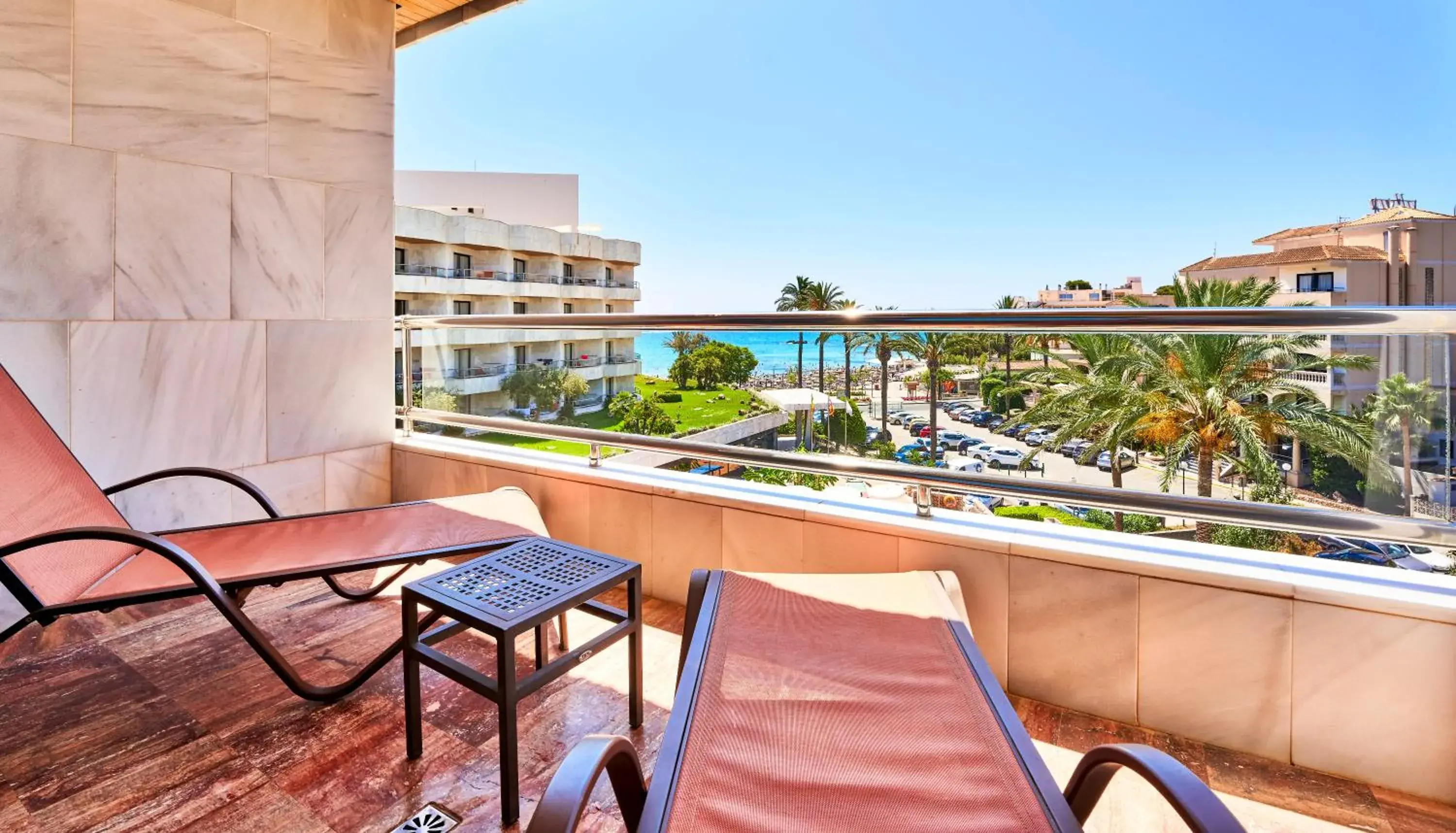 Balcony/Terrace in Serrano Palace