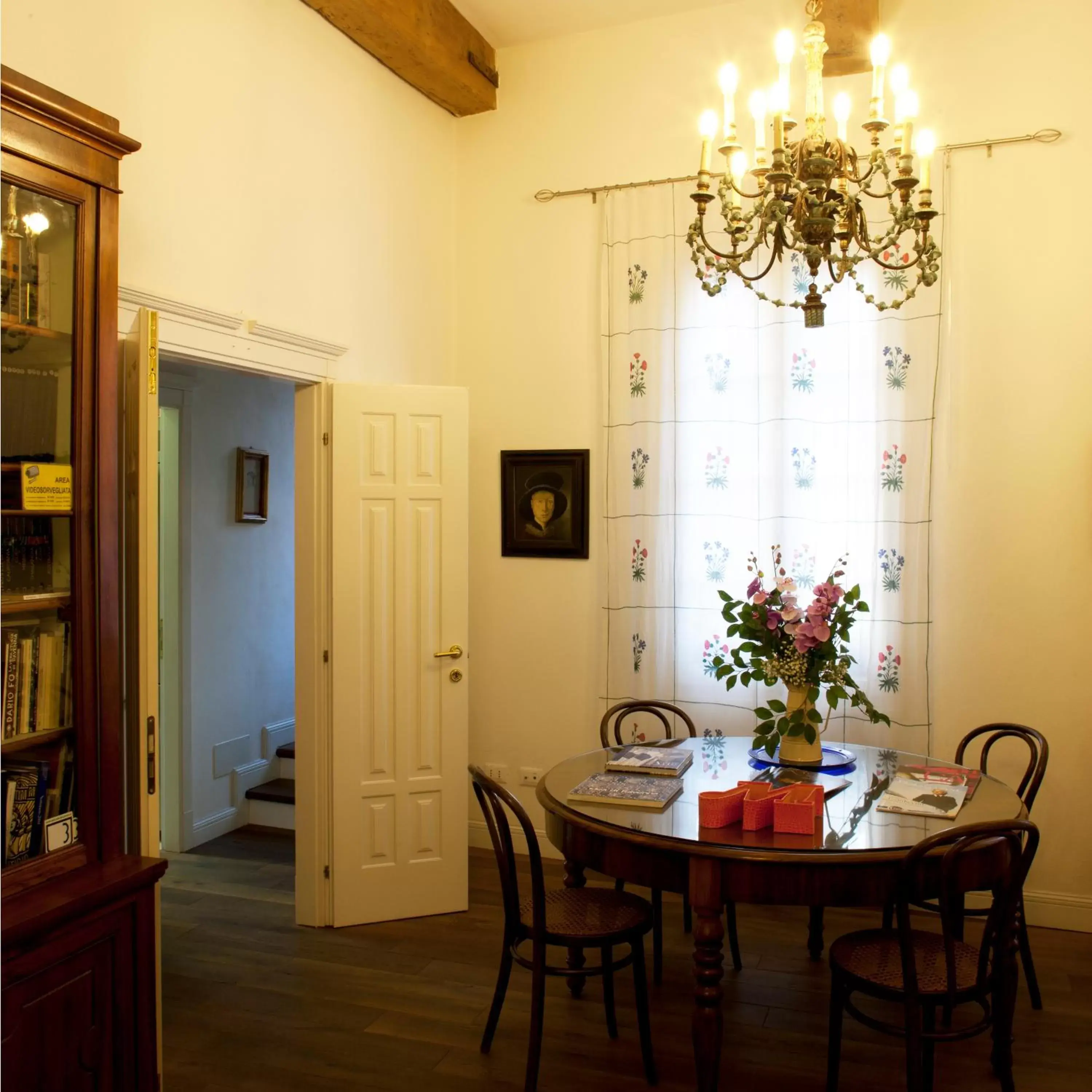 Lobby or reception, Dining Area in M Club De Luxe B&B