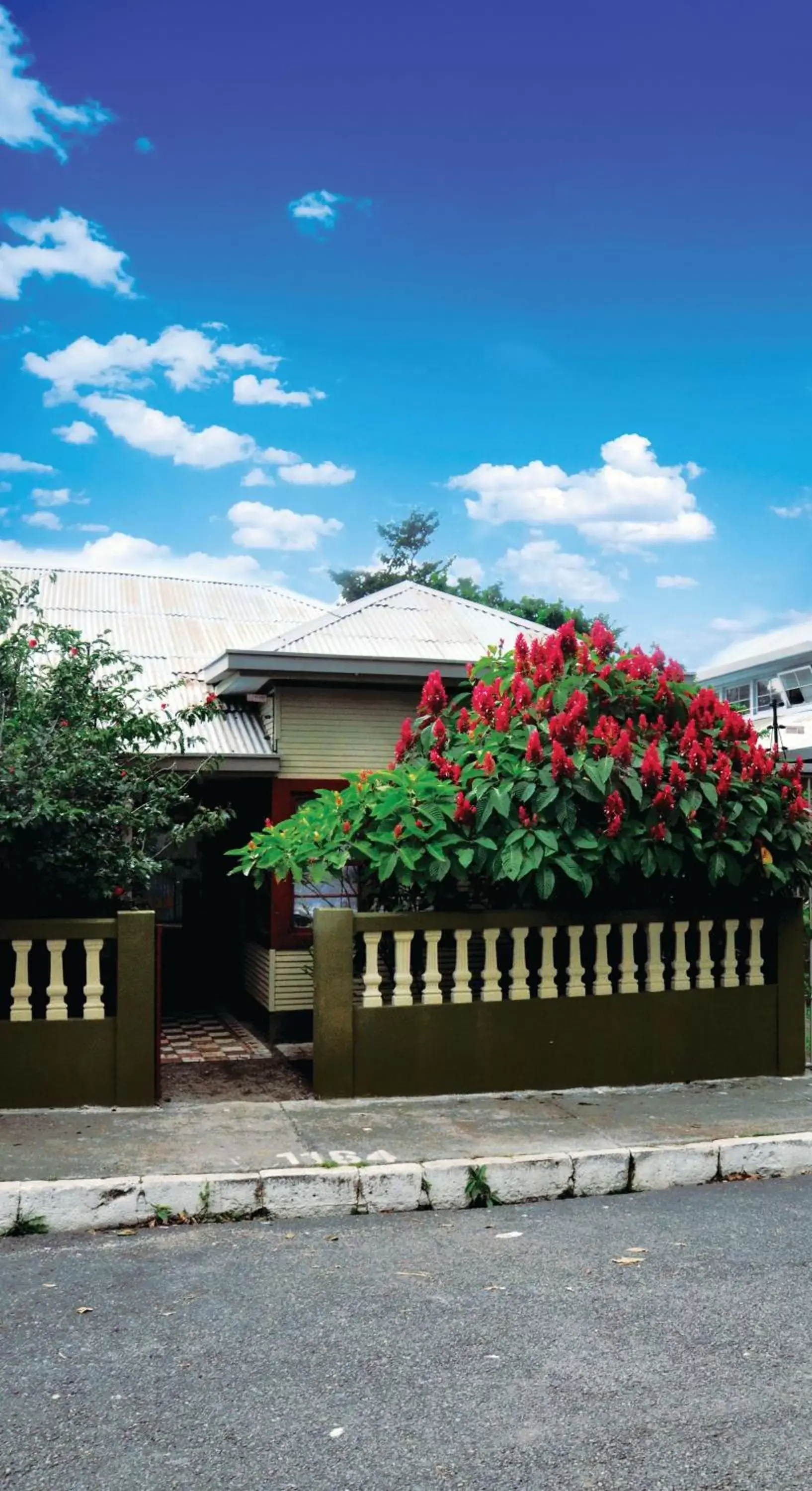 Facade/entrance, Property Building in Hotel Aranjuez