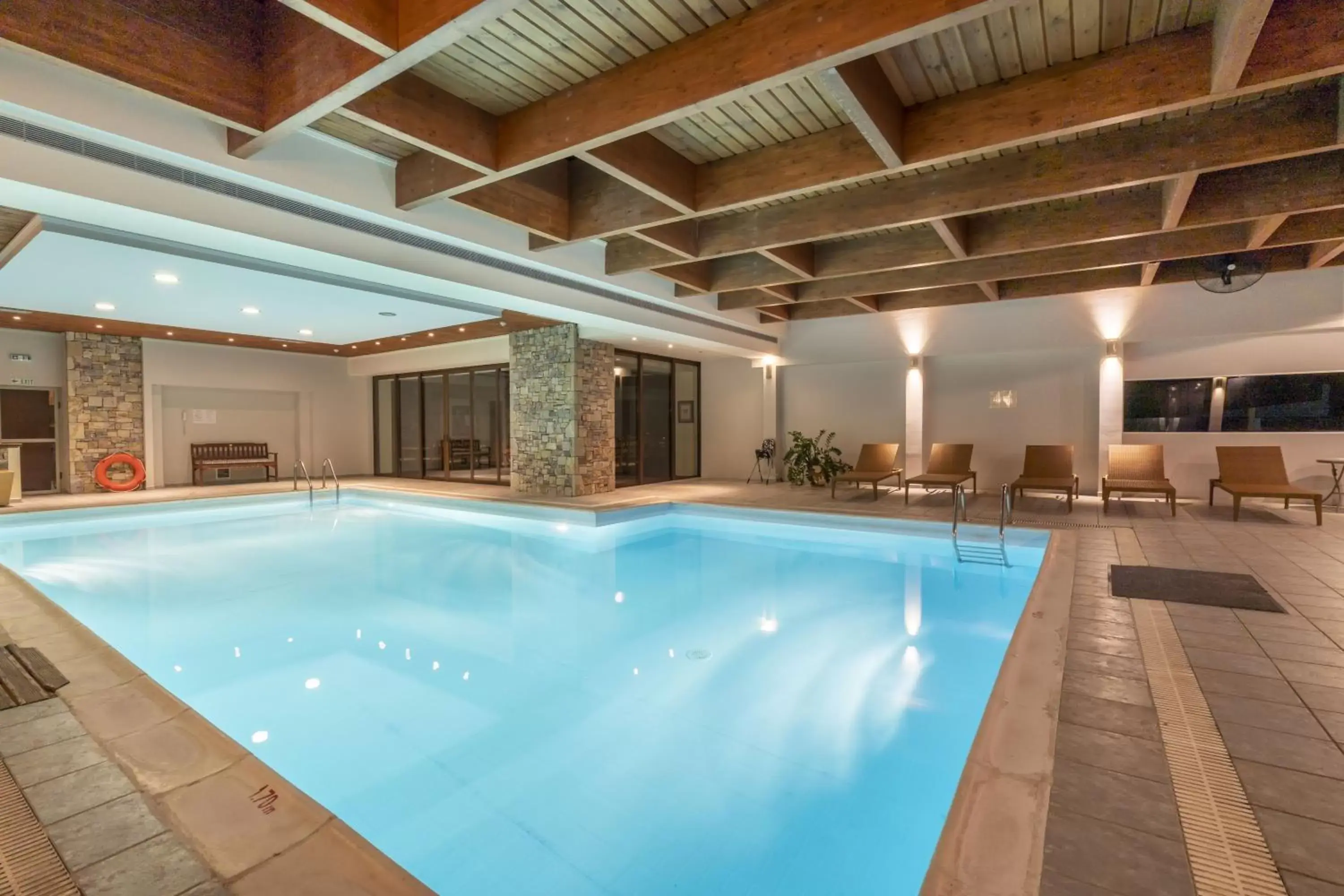 Business facilities, Swimming Pool in Domotel Anemolia Mountain Resort