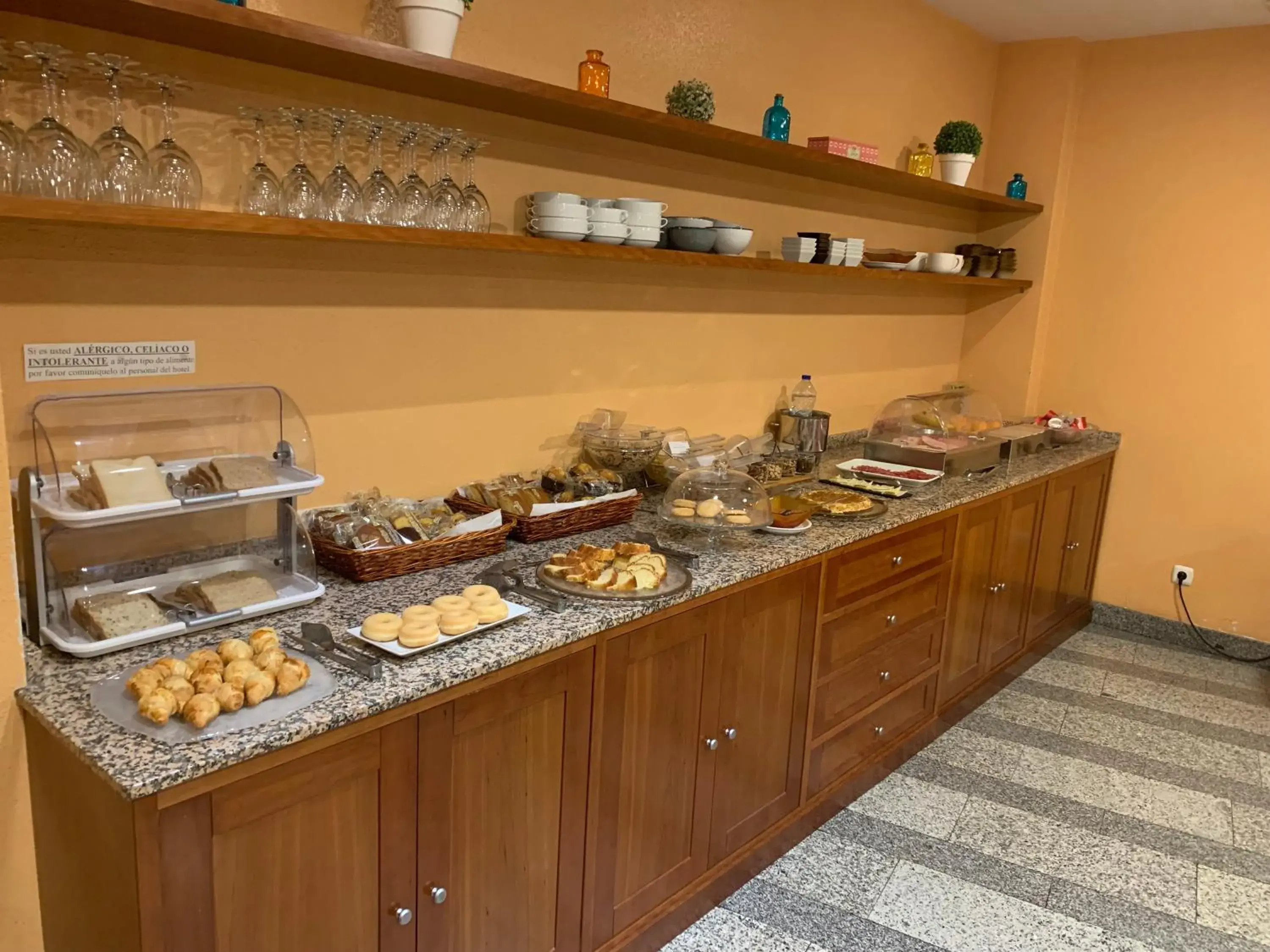 Breakfast, Food in Hotel Palacio Congresos