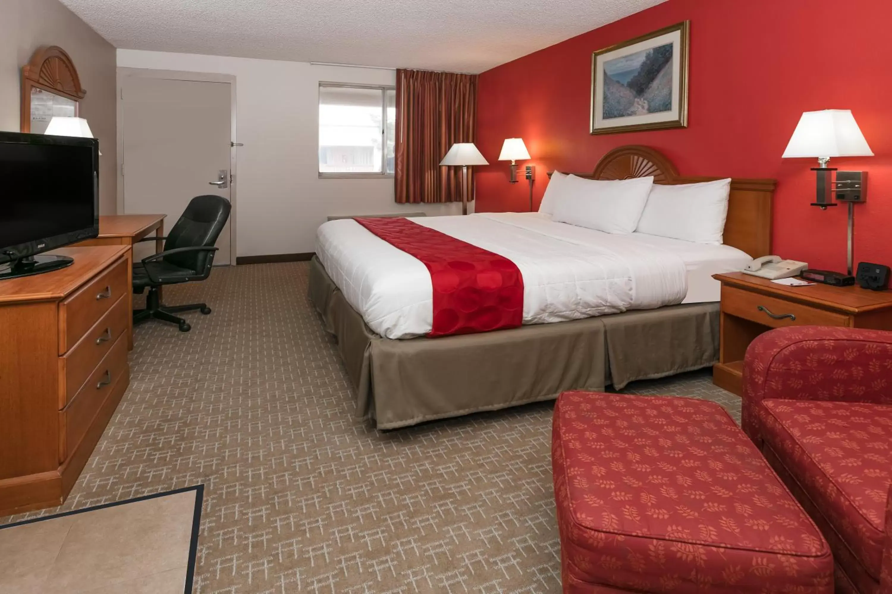 Bed in Ramada by Wyndham Odessa Near University of Texas Permian Bed in Ramada by Wyndham Odessa Near University of Texas Permian
