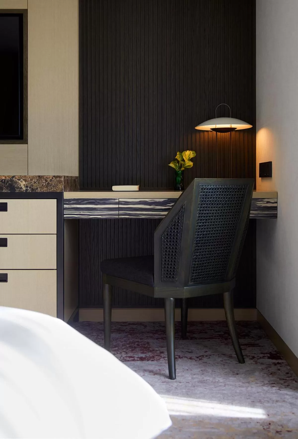 Living room, Bed in Grand InterContinental Seoul Parnas by IHG