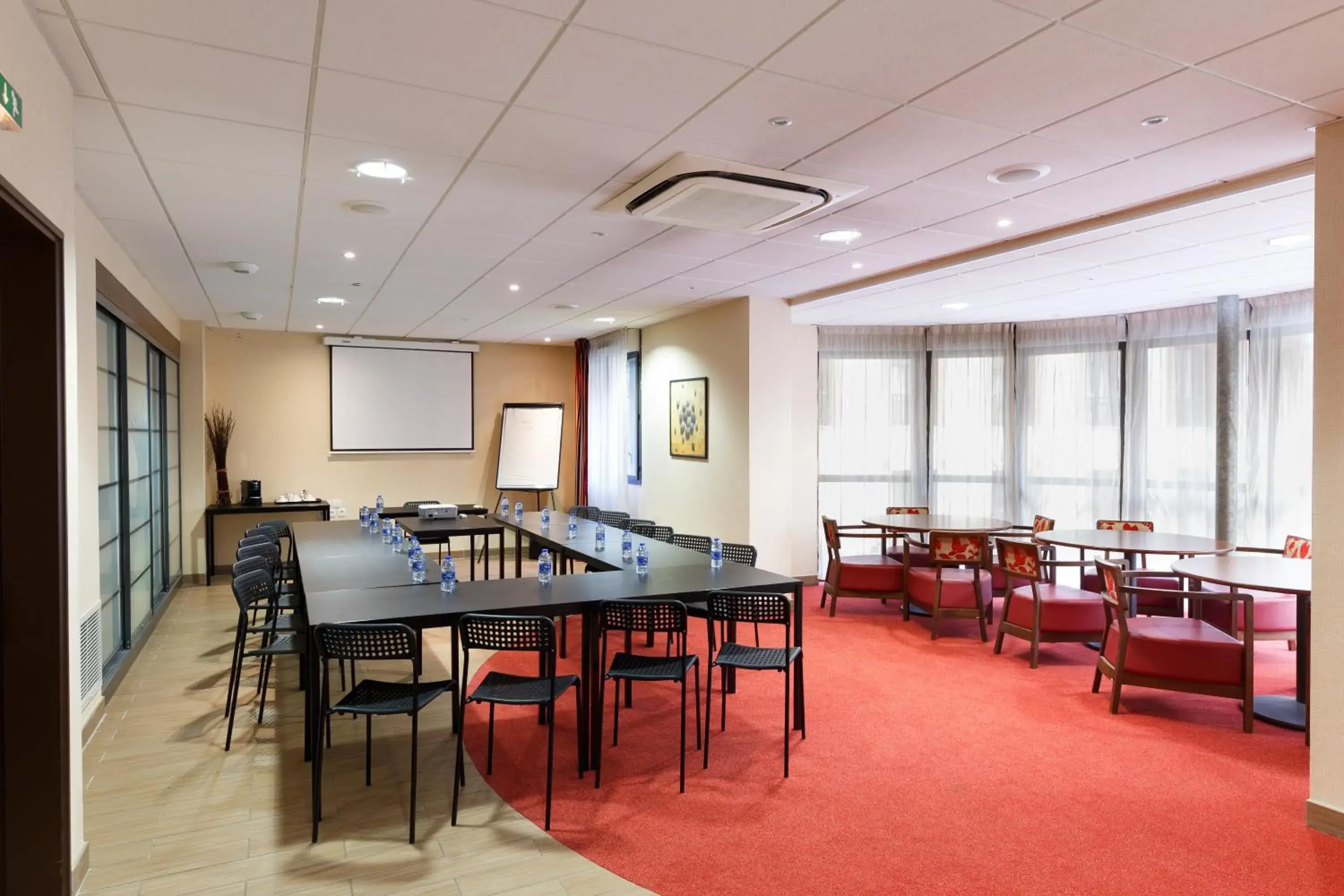 Meeting/conference room in Residhotel Toulouse Centre