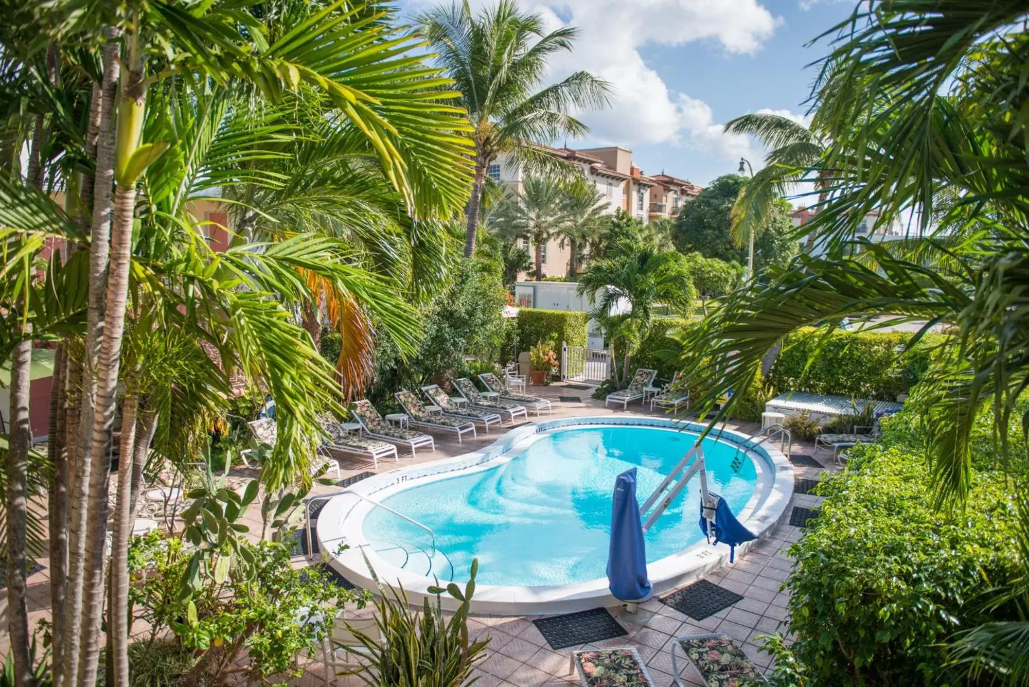 Pool view, Swimming Pool in Shore Haven Resort Inn