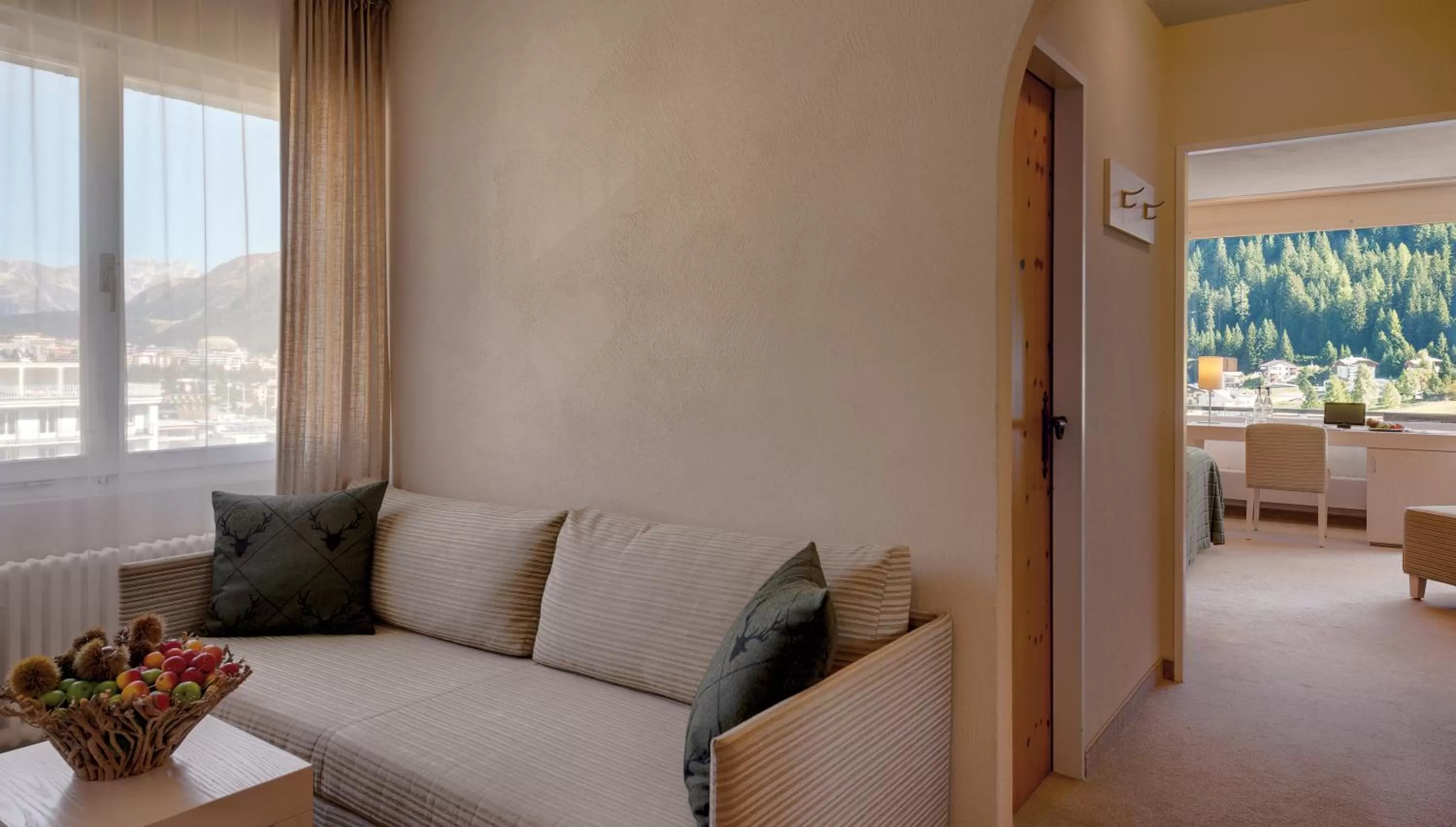 Seating area in Morosani Posthotel